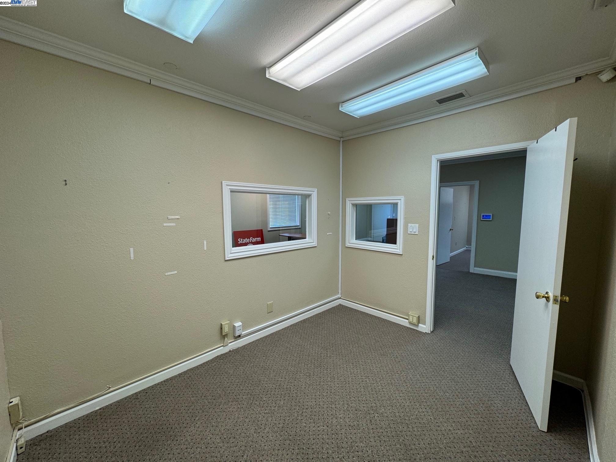 Detail Gallery Image 7 of 26 For 3400 Mt Diablo Blvd, Lafayette,  CA 94549 - – Beds | – Baths