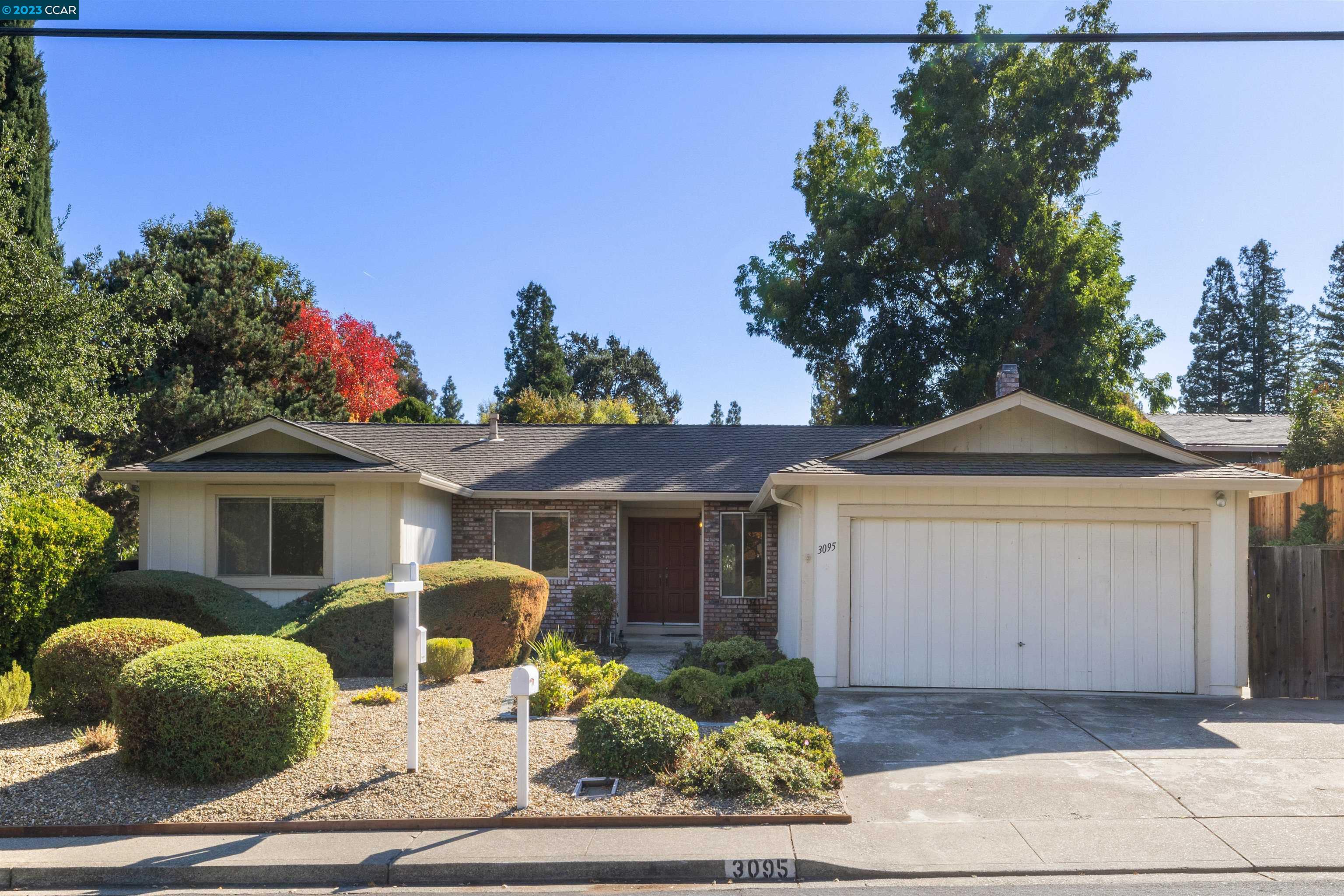 Detail Gallery Image 1 of 1 For 3095 Diablo View Rd, Pleasant Hill,  CA 94523 - 4 Beds | 2 Baths