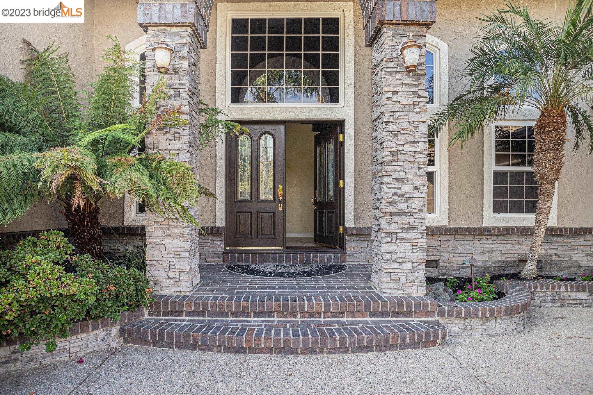 Detail Gallery Image 1 of 1 For 4380 Travale Pl, Oakley,  CA 94561 - 4 Beds | 3/1 Baths