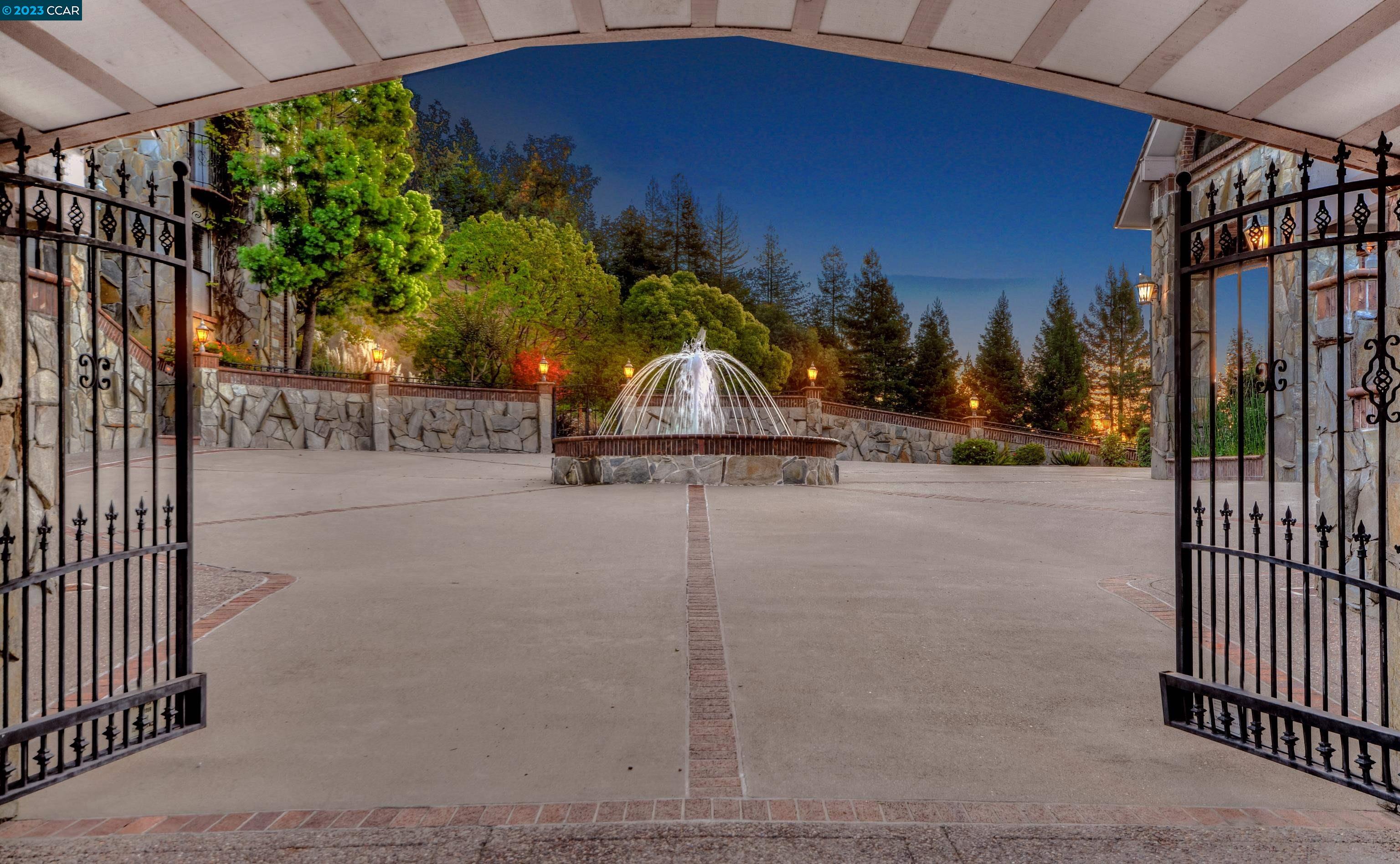 Detail Gallery Image 1 of 1 For 4134 Happy Valley Road, Orinda,  CA 94563 - 5 Beds | 5/1 Baths