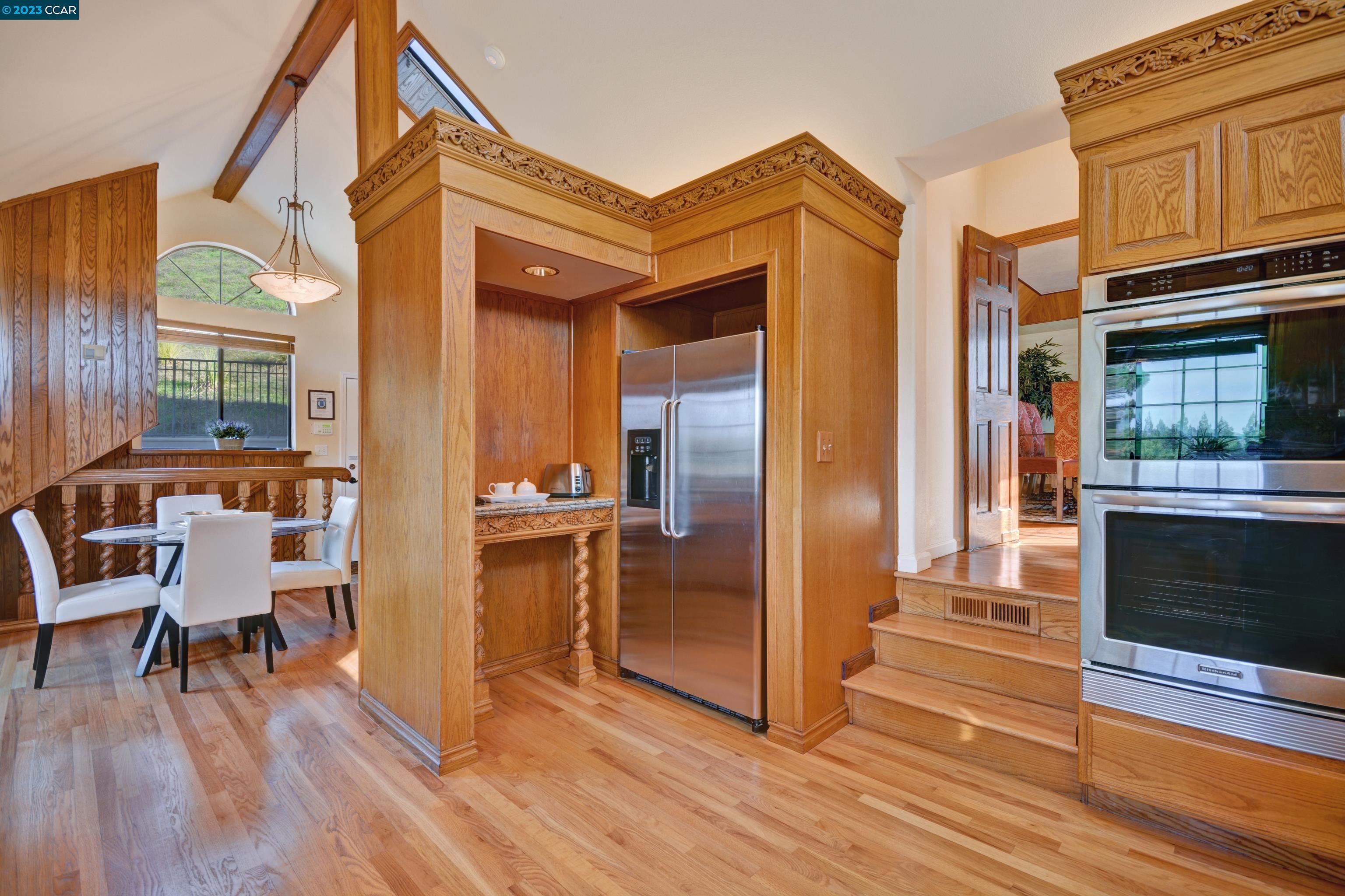Detail Gallery Image 21 of 44 For 4134 Happy Valley Road, Orinda,  CA 94563 - 5 Beds | 5/1 Baths