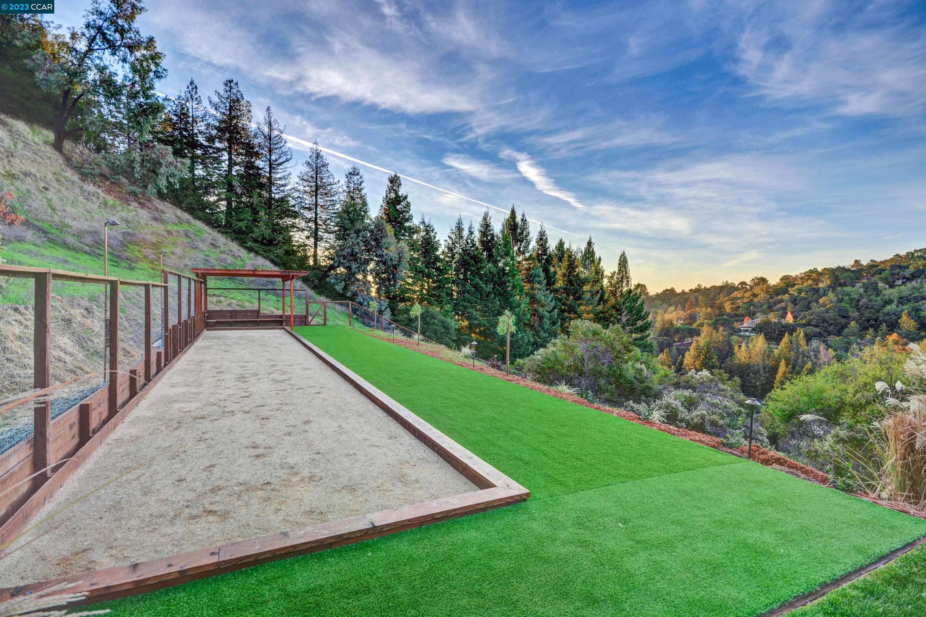 Detail Gallery Image 41 of 44 For 4134 Happy Valley Road, Orinda,  CA 94563 - 5 Beds | 5/1 Baths
