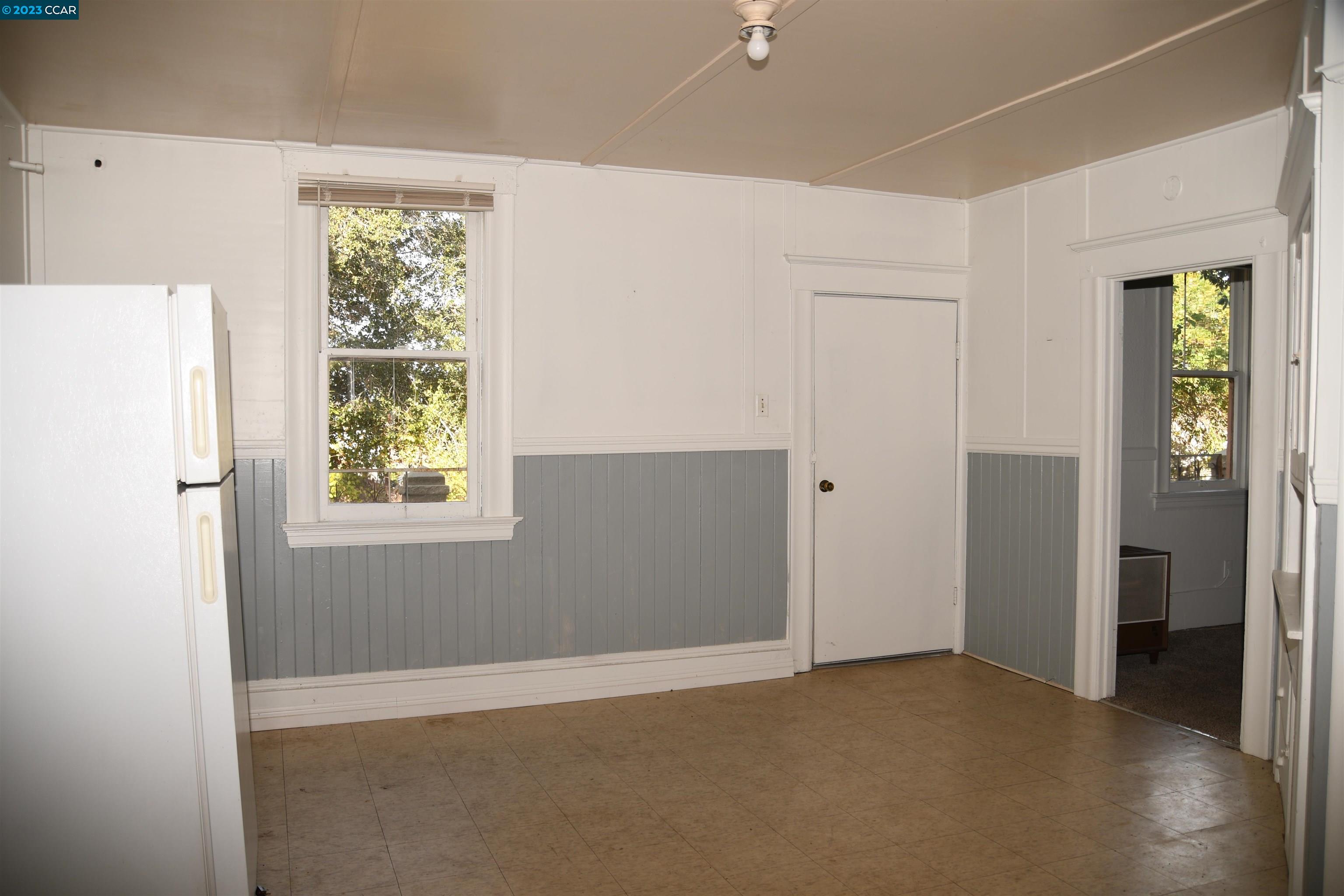 Detail Gallery Image 5 of 60 For 1515 Rose St, Crockett,  CA 94525 - – Beds | – Baths