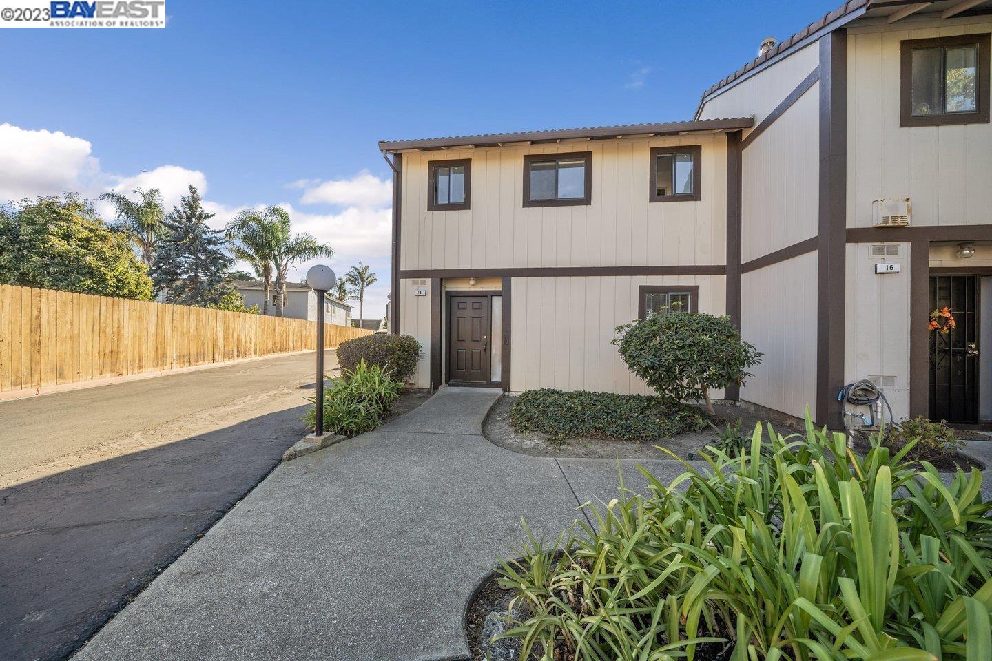 Photo #2: 41044449 Listing 