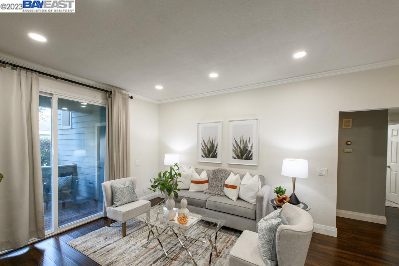Detail Gallery Image 1 of 1 For 3550 Buttonwood Ter #112,  Fremont,  CA 94536 - 1 Beds | 1 Baths