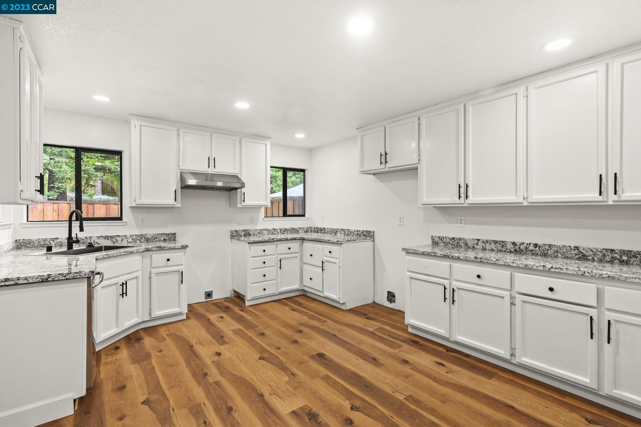 Photo #5: 41044506 Listing 