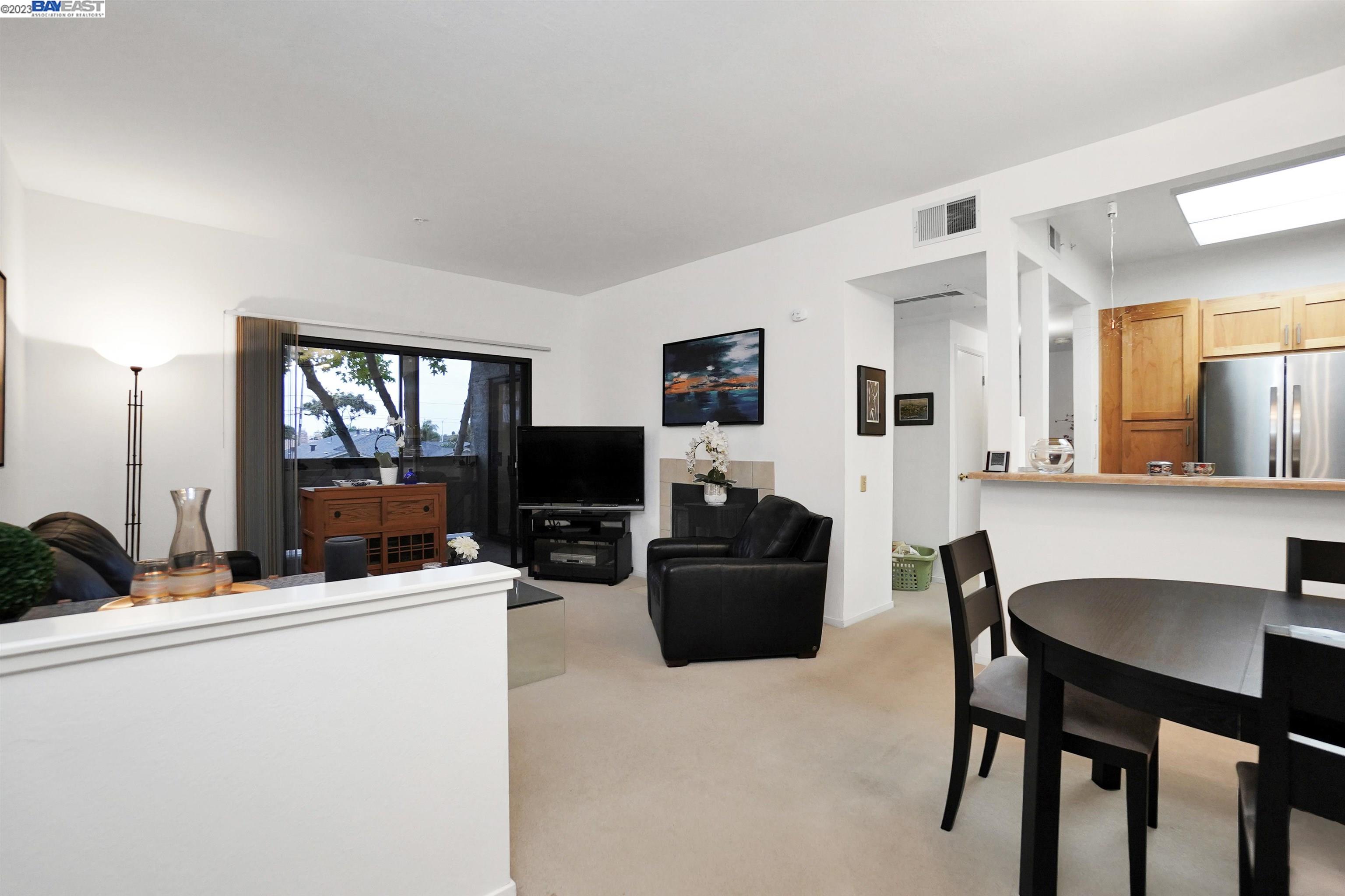 Photo #5: 41044594 Listing 