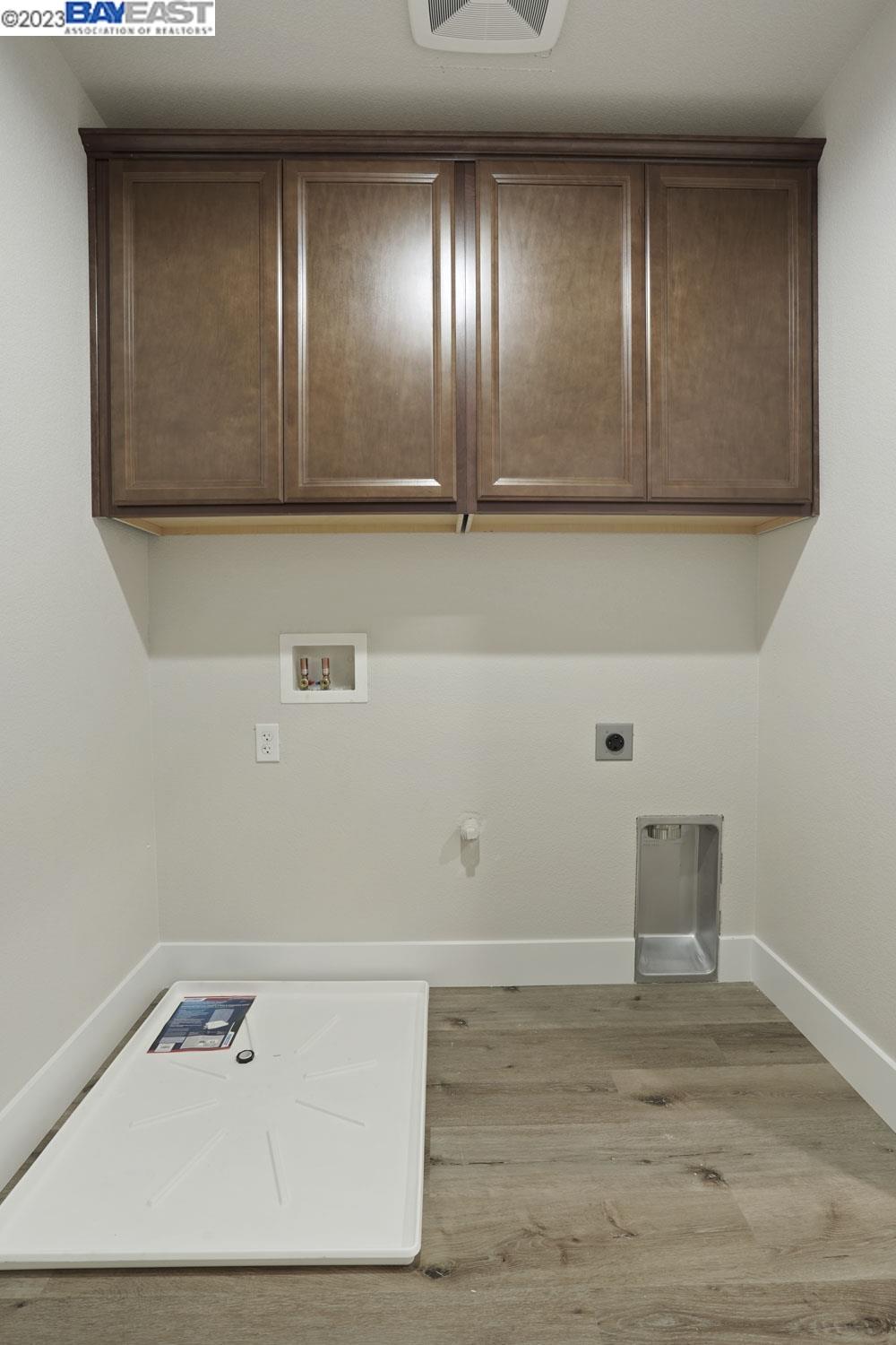 Detail Gallery Image 28 of 39 For 1729 Bella Lago Dr, Stockton,  CA 95206 - 4 Beds | 2/1 Baths