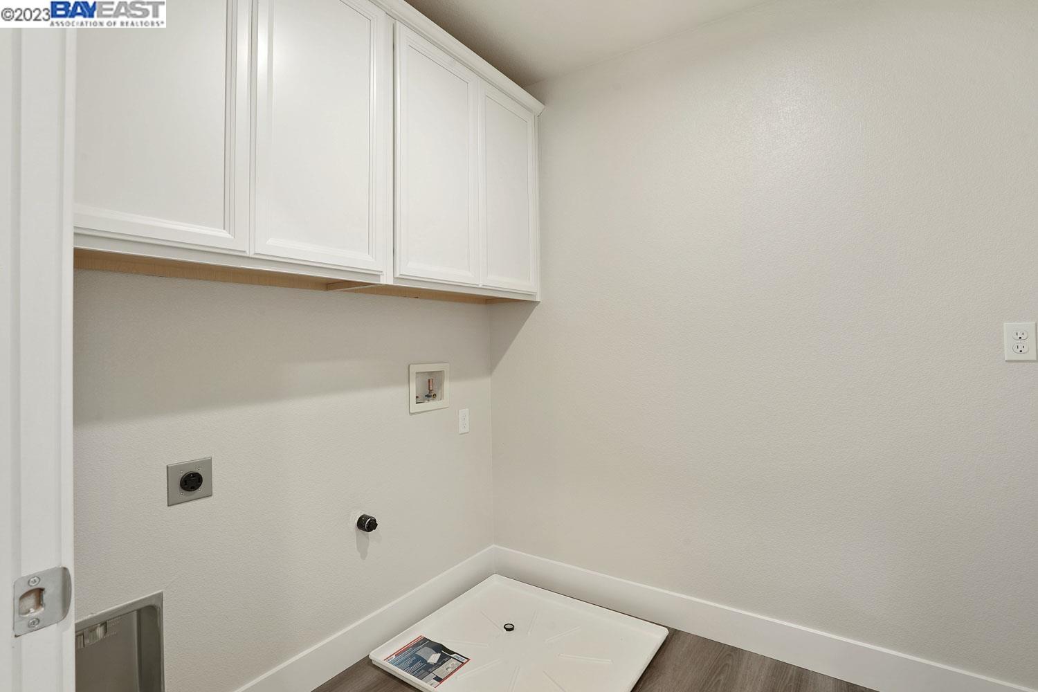 Detail Gallery Image 28 of 36 For 1711 Bella Lago Dr, Stockton,  CA 95206 - 4 Beds | 2/1 Baths