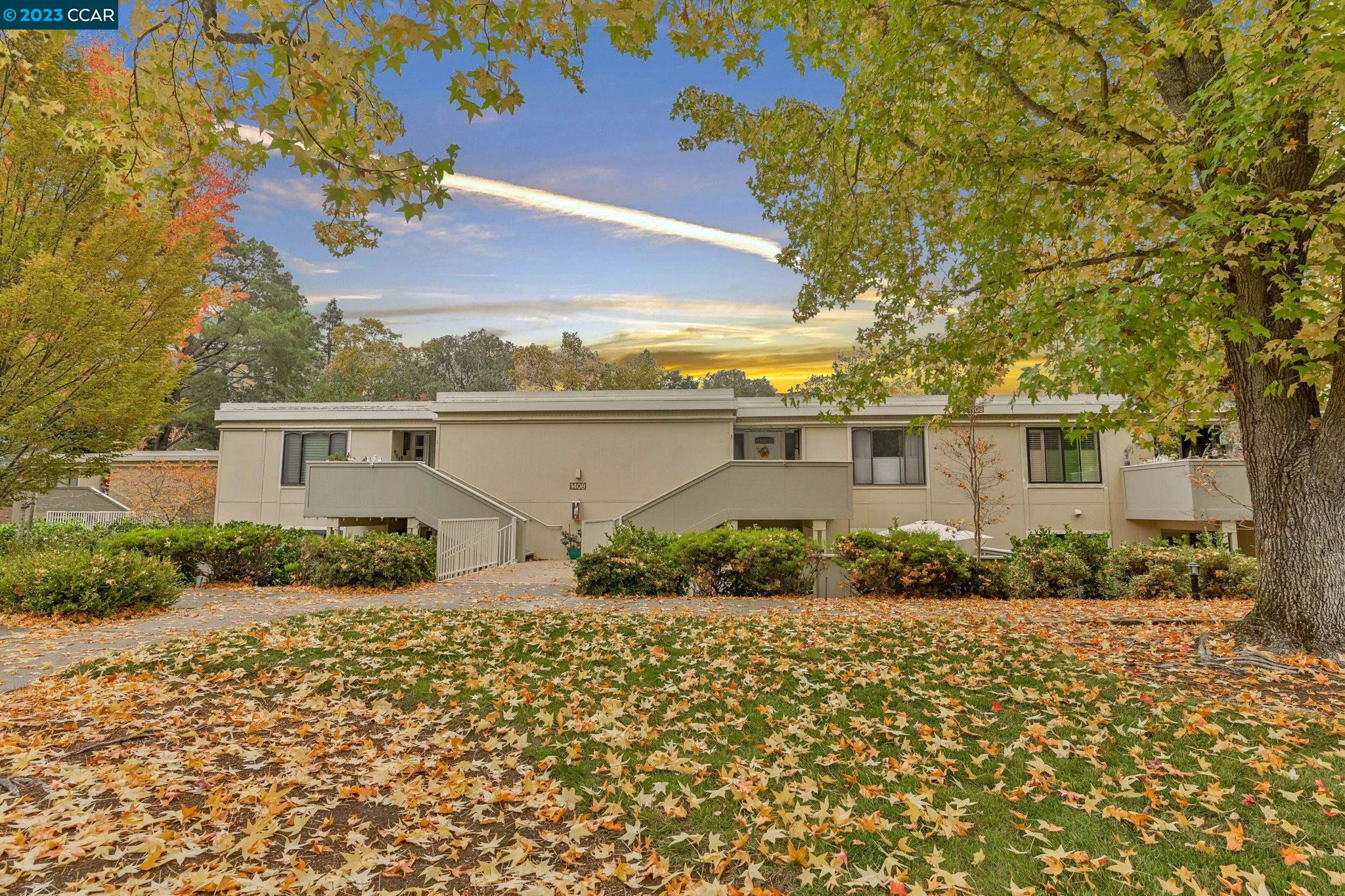 MLS: 41044707 Condo For Sale