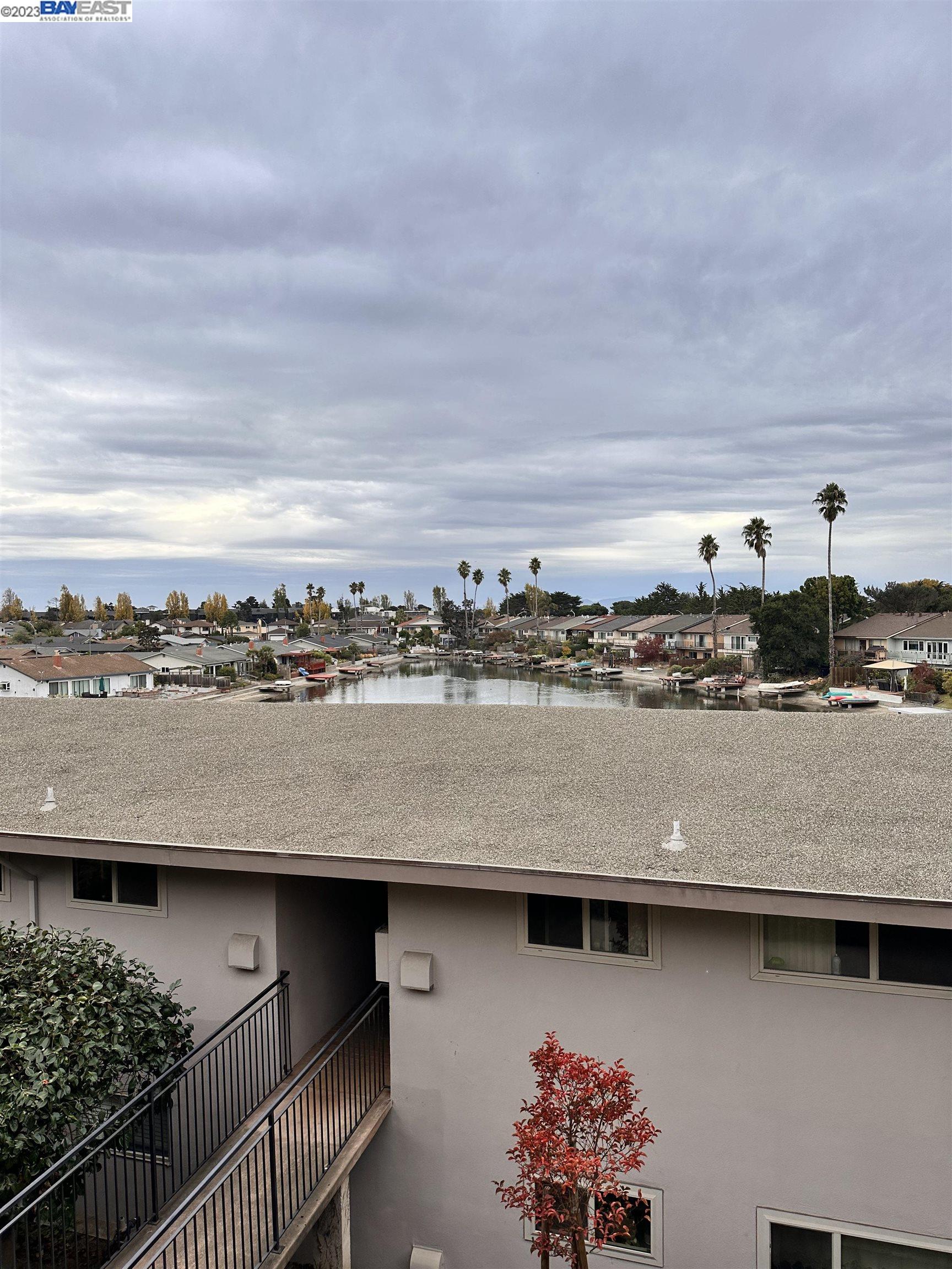 MLS: 41044788 Condo For Sale