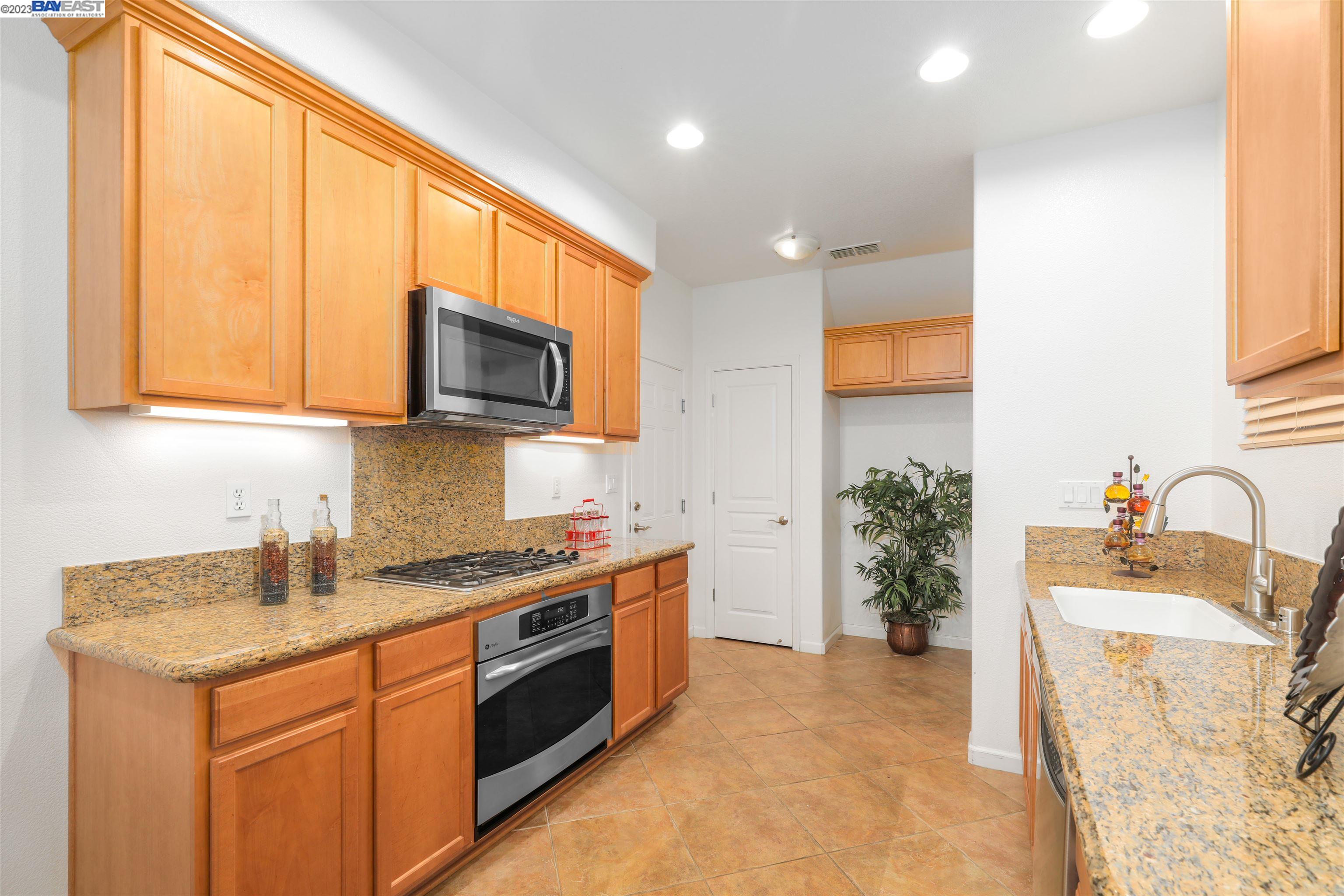Photo #3: 41044881 Listing 
