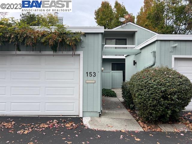 Detail Gallery Image 1 of 1 For 153 Ortega Ave, Mountain View,  CA 94040 - 2 Beds | 2/1 Baths