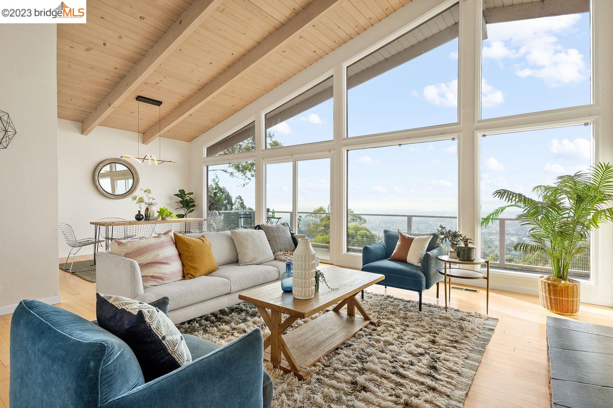 Detail Gallery Image 1 of 1 For 3557 Klamath St, Oakland,  CA 94602 - 4 Beds | 3 Baths