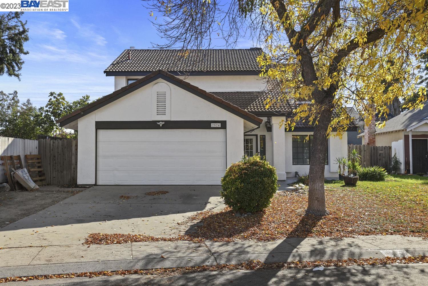 Detail Gallery Image 1 of 1 For 2524 Burlwood Dr, Modesto,  CA 95355 - 3 Beds | 2/1 Baths