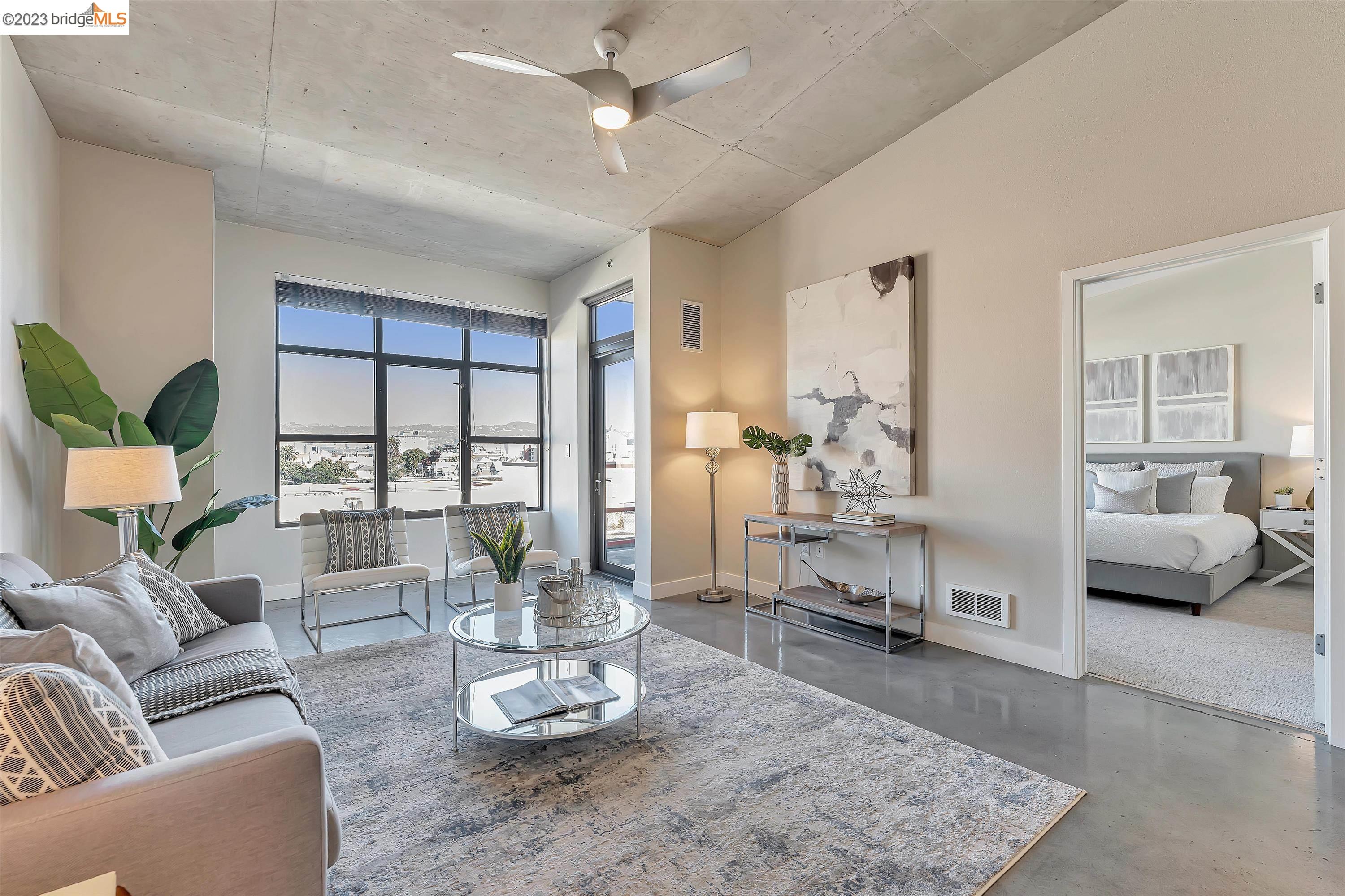 Detail Gallery Image 1 of 1 For 288 3rd St #605,  Oakland,  CA 94607 - 2 Beds | 2 Baths