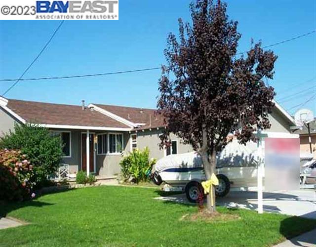 Detail Gallery Image 1 of 1 For 15515 Montreal, San Leandro,  CA 94579 - 3 Beds | 2 Baths