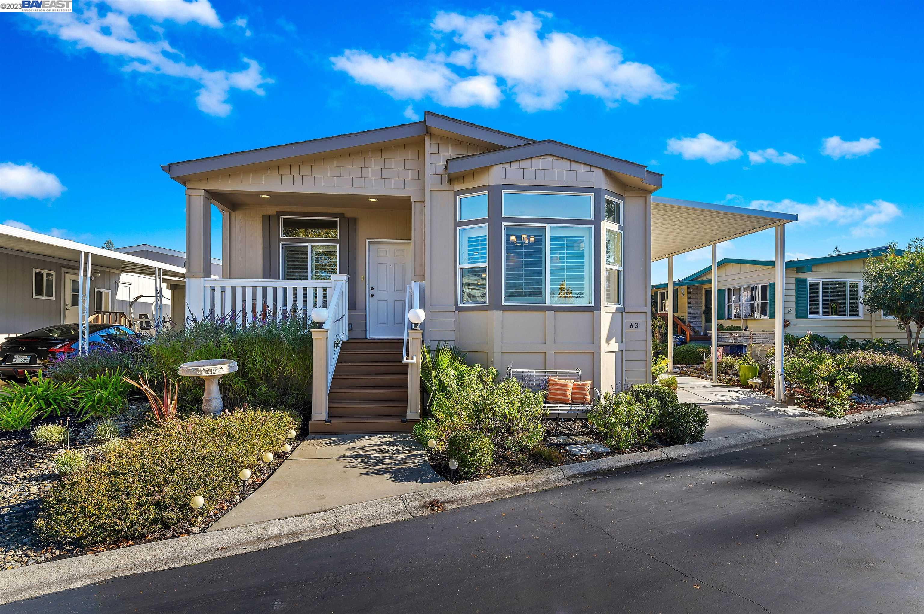 Detail Gallery Image 1 of 1 For 3263 Vineyard Ave #63,  Pleasanton,  CA 94566 - 3 Beds | 2 Baths