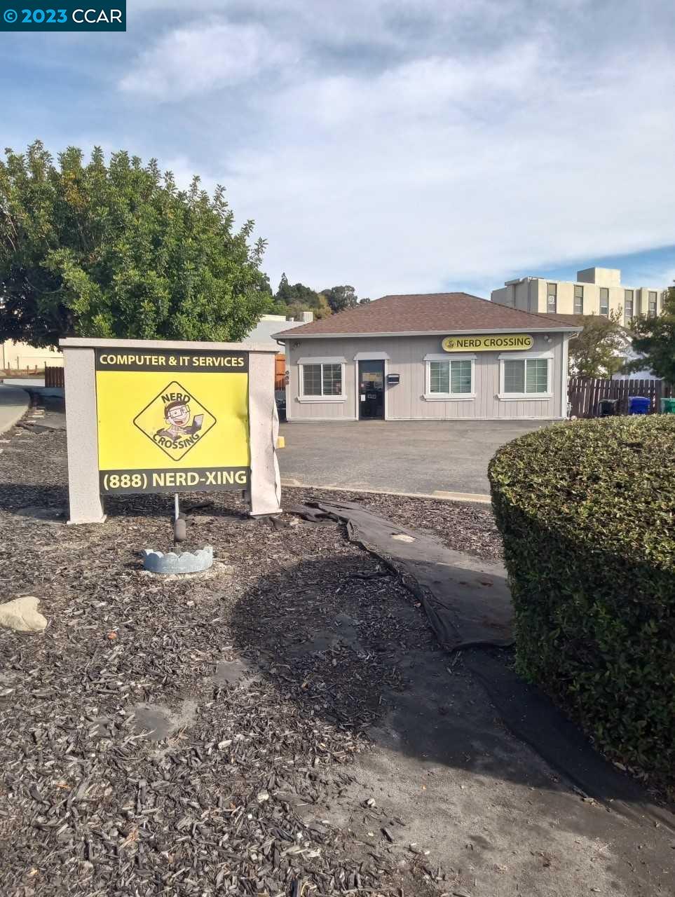 Detail Gallery Image 1 of 1 For 400 Appian Way, El Sobrante,  CA 94803 - – Beds | – Baths