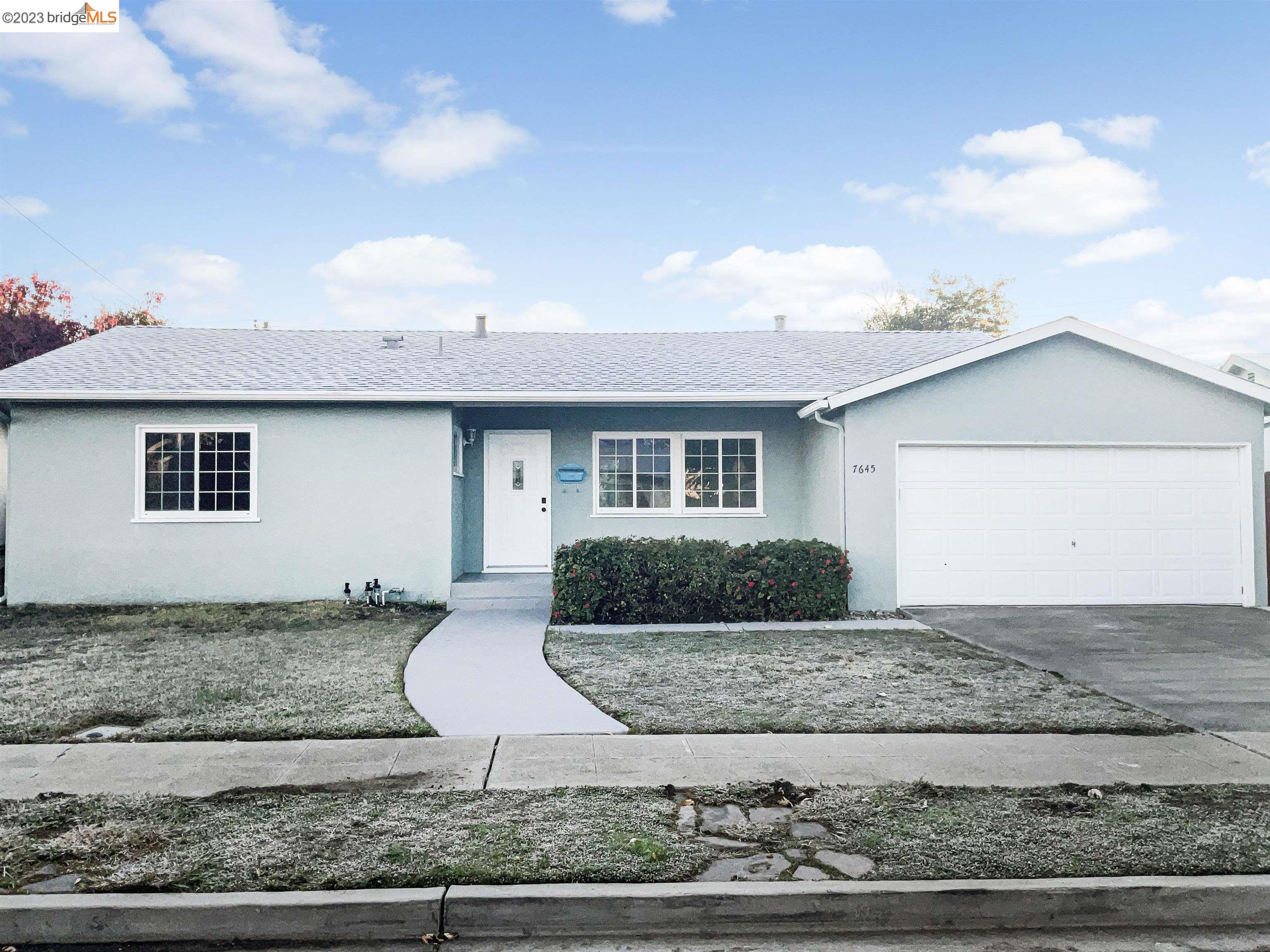 Detail Gallery Image 1 of 1 For 7645 Donohue Dr, Dublin,  CA 94568 - 3 Beds | 2 Baths