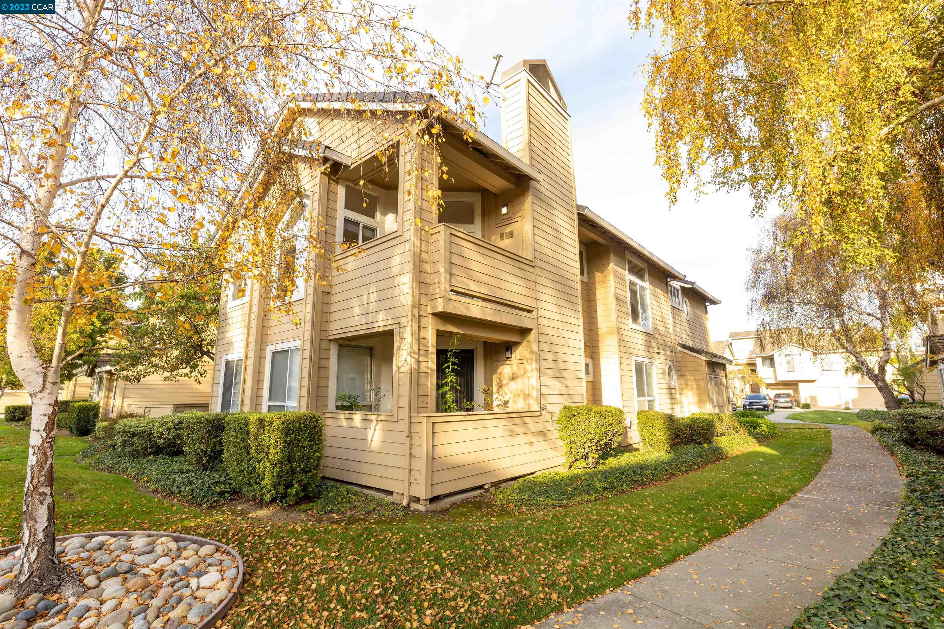 Detail Gallery Image 1 of 1 For 34583 Falls Ter, Fremont,  CA 94555 - 2 Beds | 2 Baths