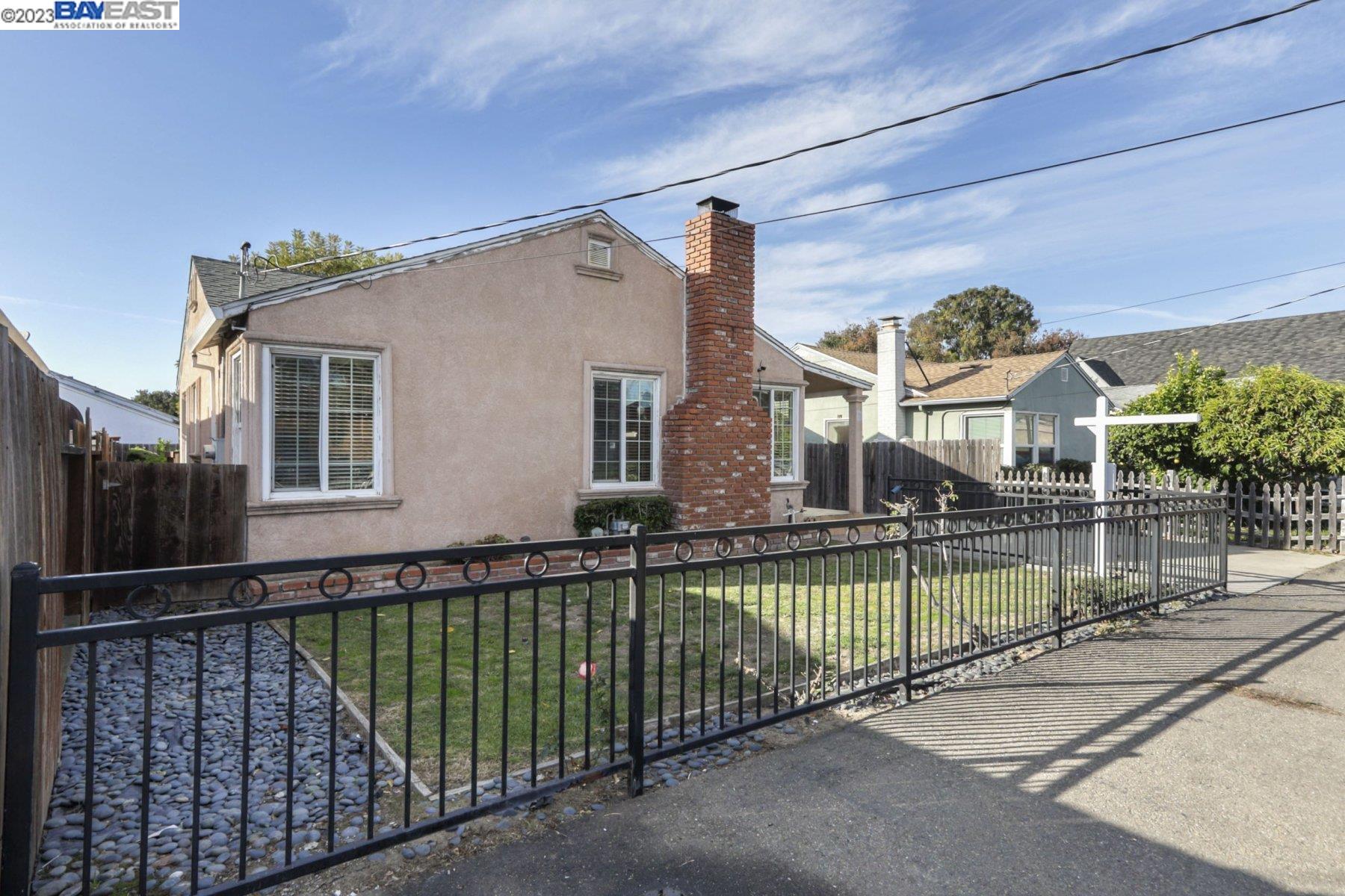 Detail Gallery Image 1 of 1 For 15519 Usher St, San Lorenzo,  CA 94580 - 3 Beds | 1 Baths