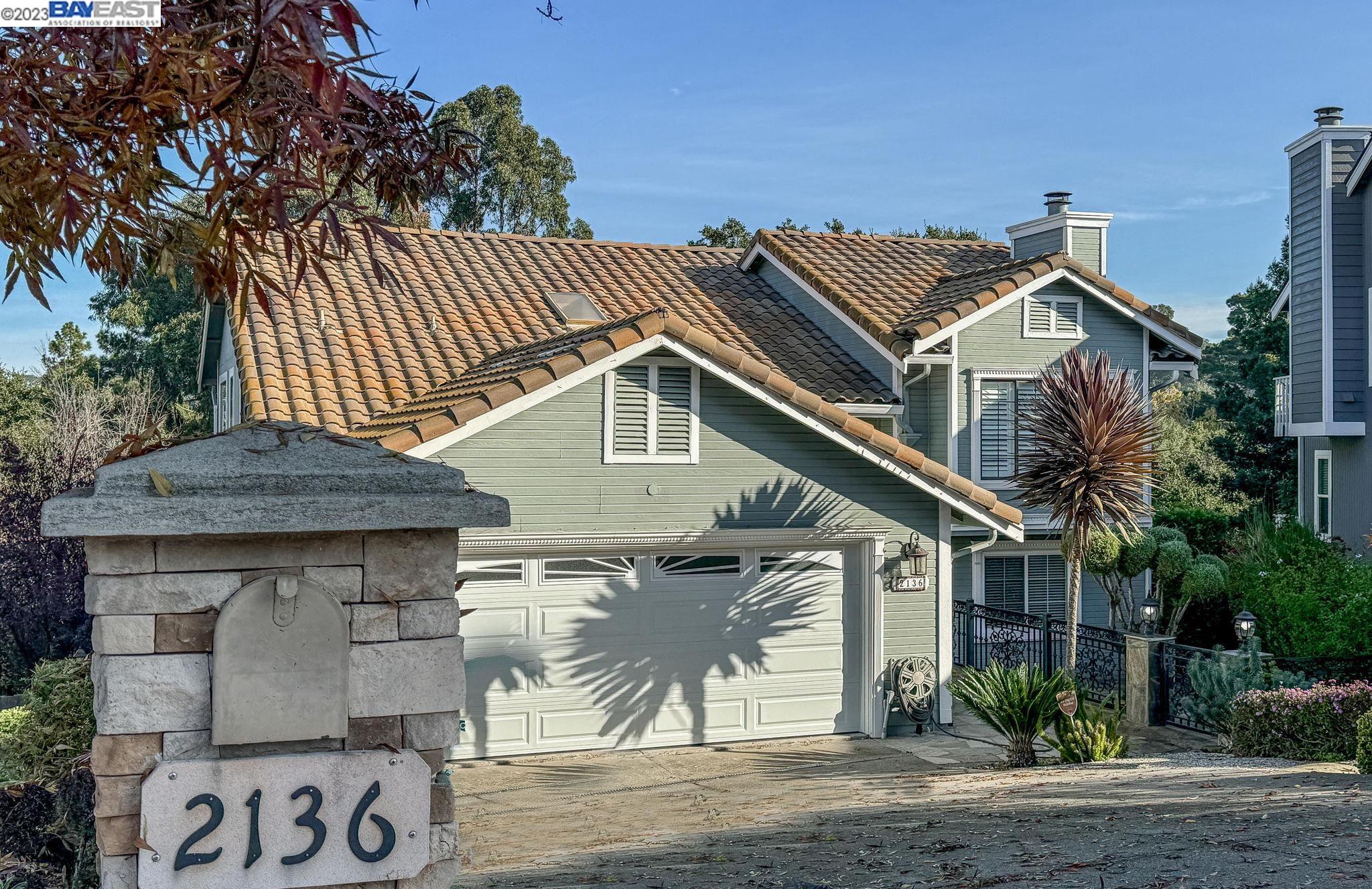 Detail Gallery Image 1 of 1 For 2136 Edgebrook Pl, Hayward,  CA 94541 - 4 Beds | 3 Baths