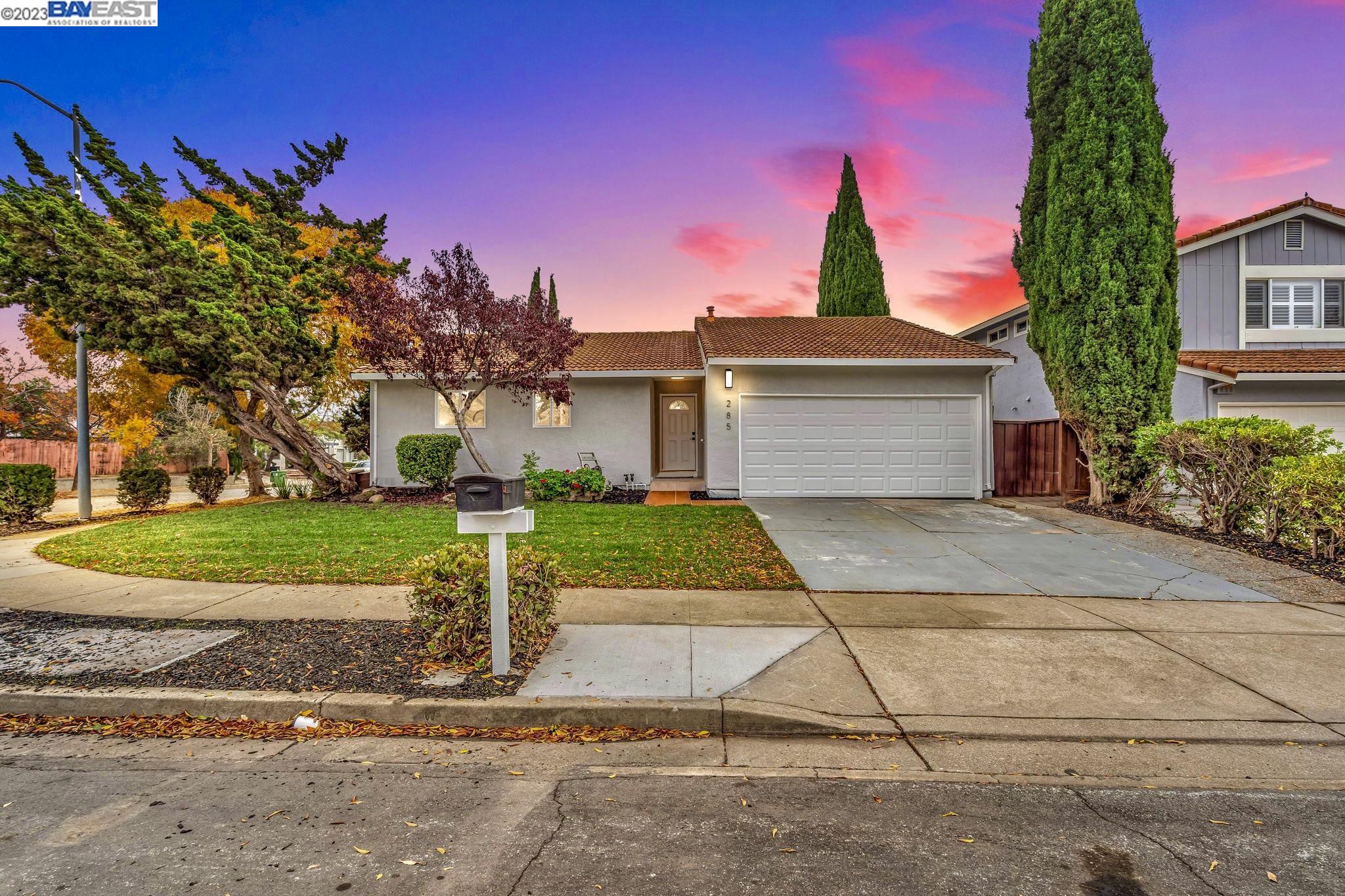 Detail Gallery Image 1 of 1 For 285 Kansas Way, Fremont,  CA 94539 - 4 Beds | 2 Baths