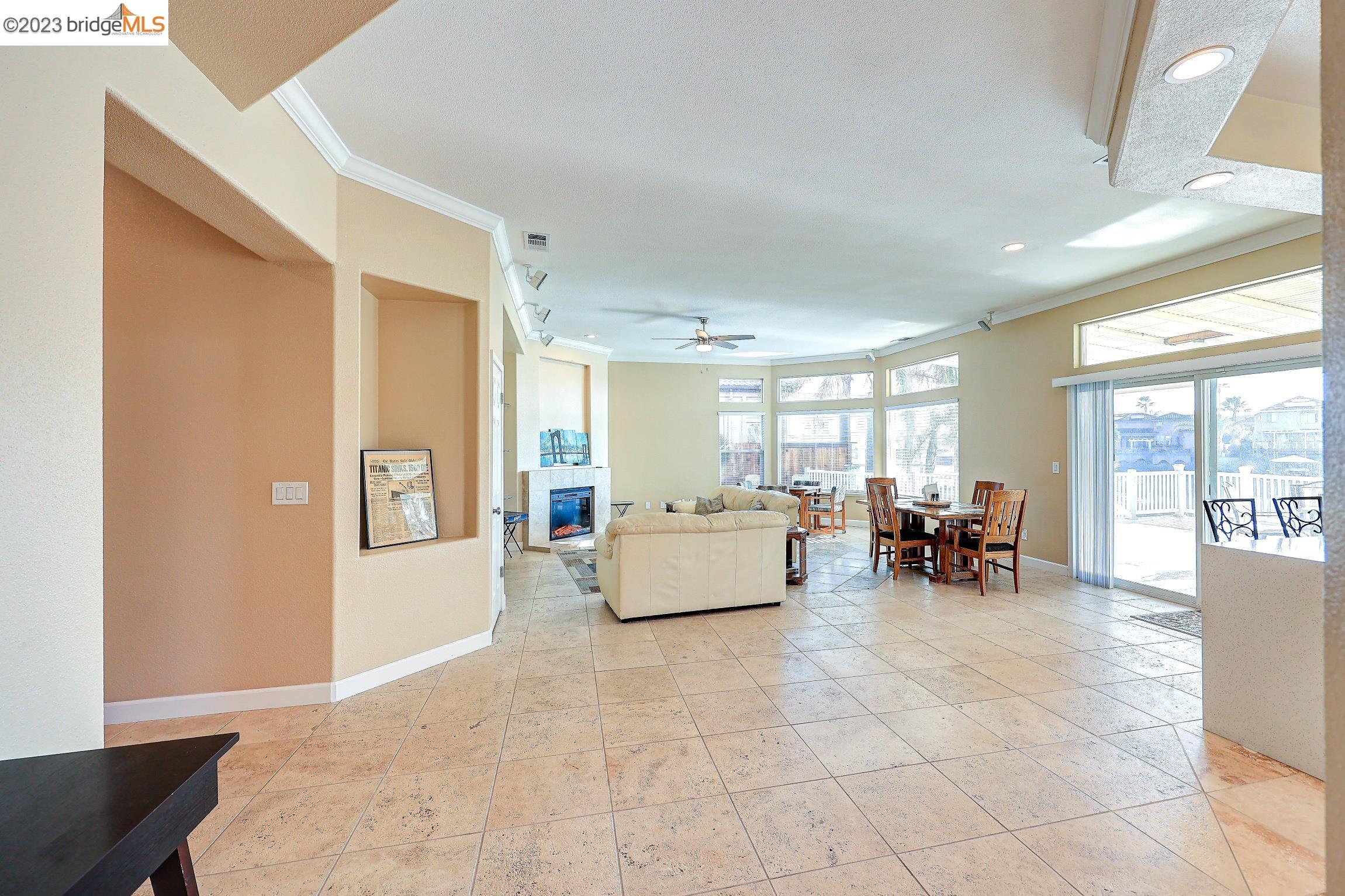 Detail Gallery Image 11 of 60 For 4050 Pier Point #100,  Discovery Bay,  CA 94505-9999 - 4 Beds | 2 Baths