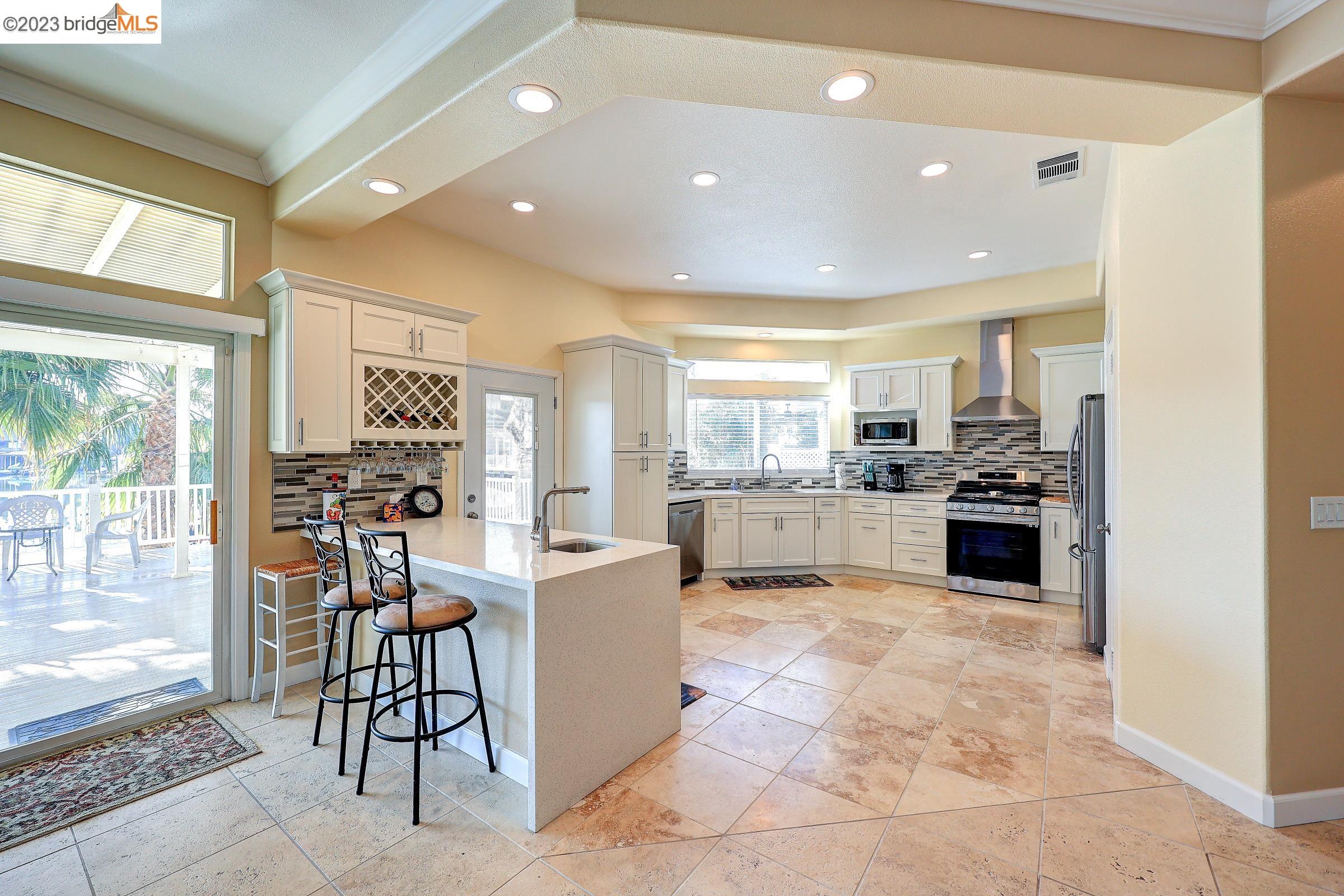 Detail Gallery Image 12 of 60 For 4050 Pier Point #100,  Discovery Bay,  CA 94505-9999 - 4 Beds | 2 Baths