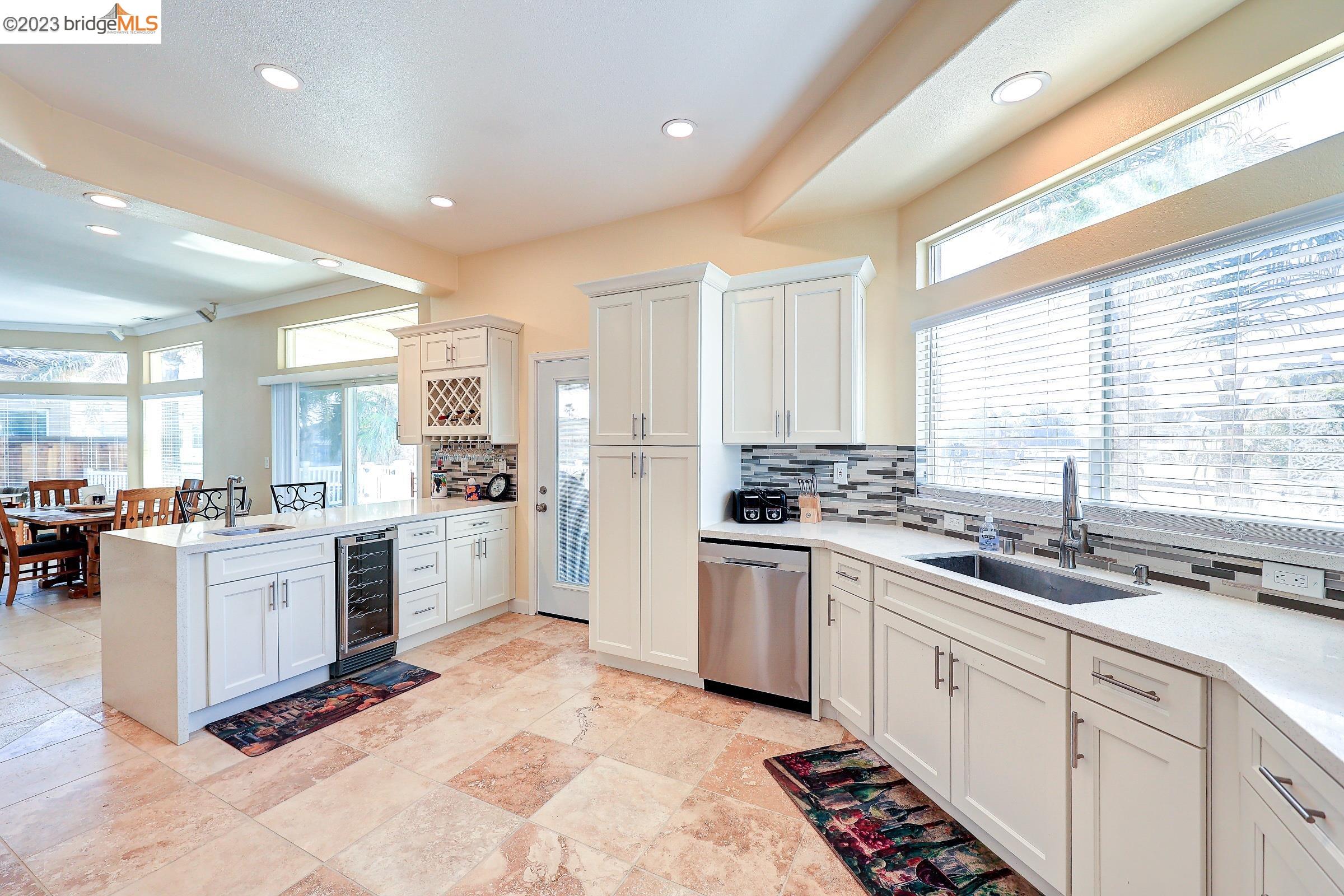 Detail Gallery Image 16 of 60 For 4050 Pier Point #100,  Discovery Bay,  CA 94505-9999 - 4 Beds | 2 Baths