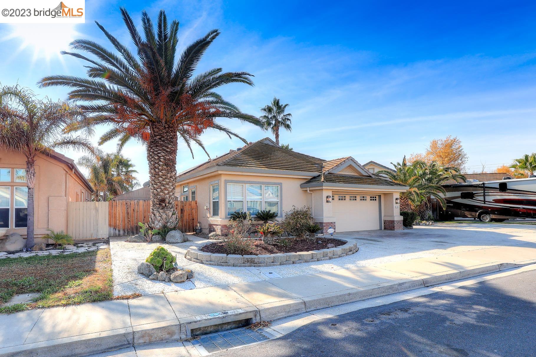 Detail Gallery Image 5 of 60 For 4050 Pier Point #100,  Discovery Bay,  CA 94505-9999 - 4 Beds | 2 Baths