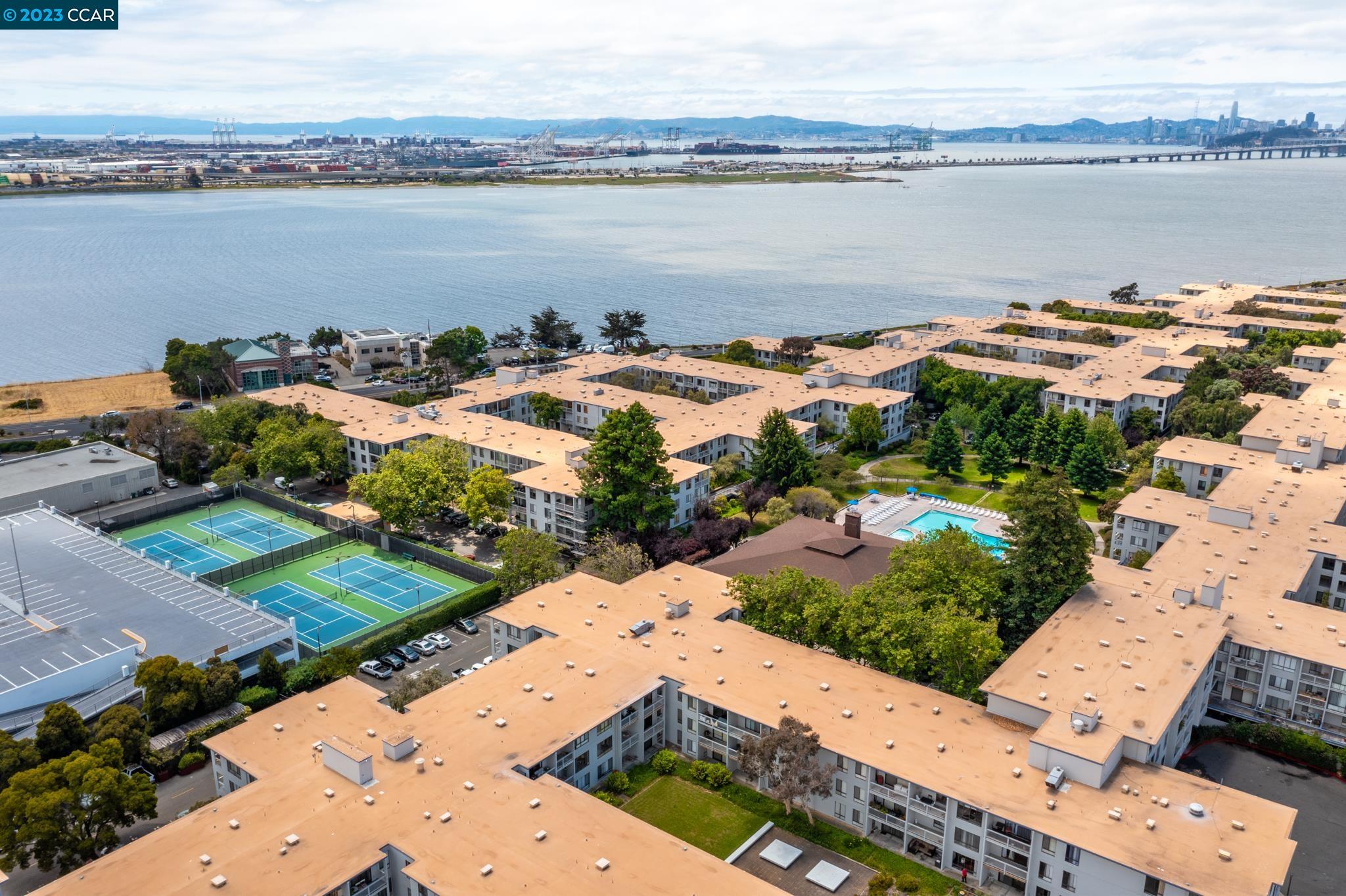 Detail Gallery Image 40 of 46 For 5 Admiral Dr #F305,  Emeryville,  CA 94608 - 0 Beds | 1 Baths
