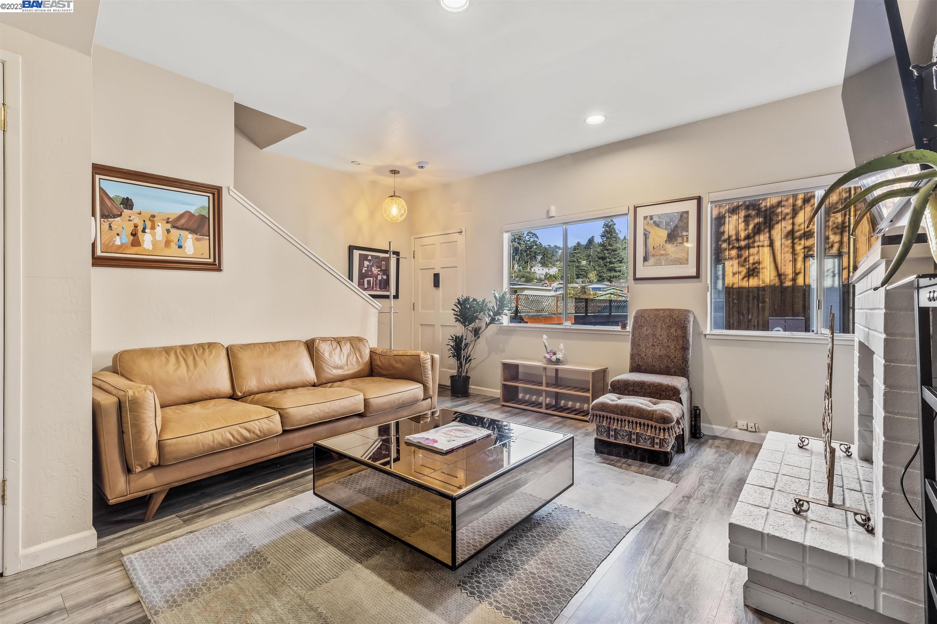 Photo #2: 41046057 Listing 
