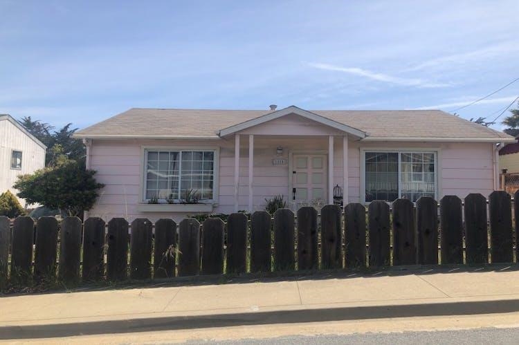 Detail Gallery Image 1 of 1 For 1220 Judson St, Seaside,  CA 93955 - 2 Beds | 1 Baths