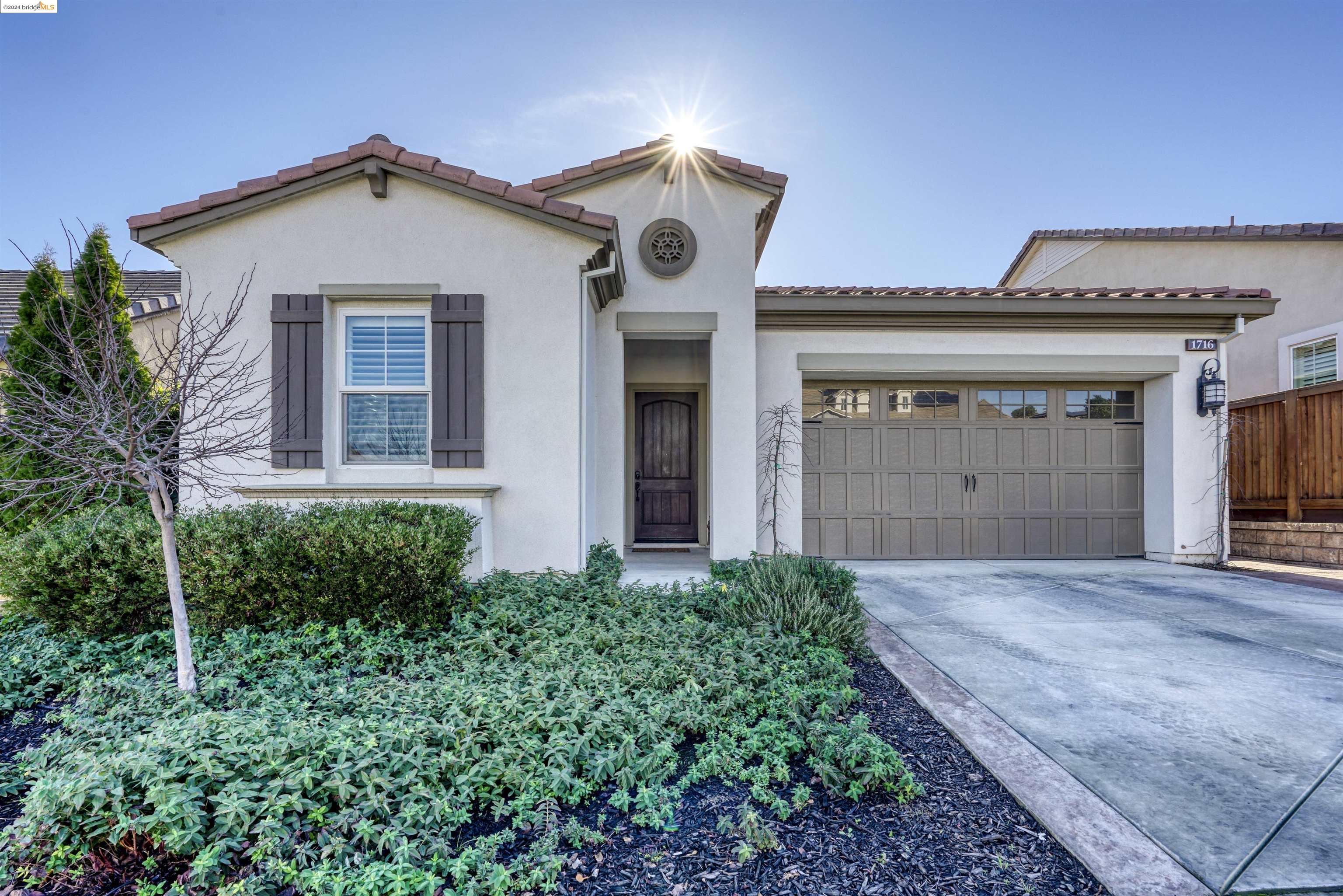 Detail Gallery Image 1 of 1 For 1716 Veneto Ln, Brentwood,  CA 94513 - 2 Beds | 2 Baths