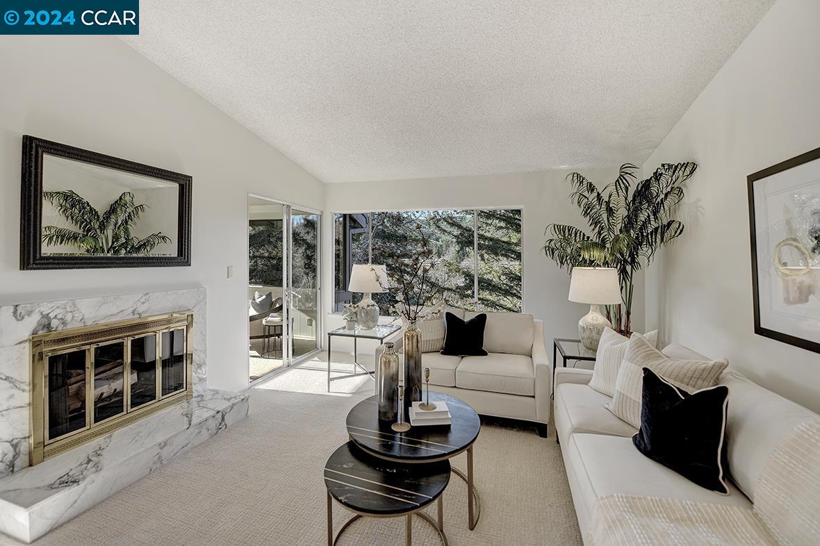 Detail Gallery Image 3 of 50 For 2065 Cactus Ct #1,  Walnut Creek,  CA 94595 - 2 Beds | 2 Baths