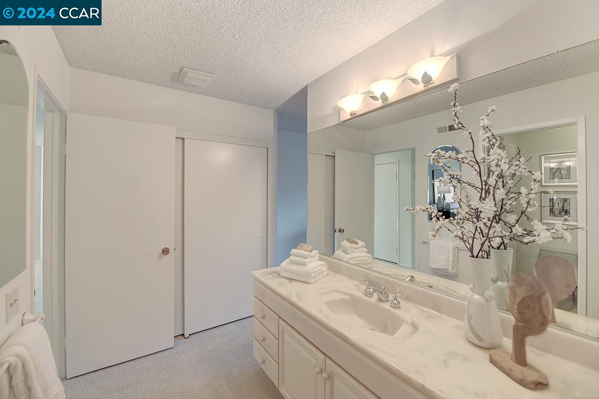 Detail Gallery Image 26 of 50 For 2065 Cactus Ct #1,  Walnut Creek,  CA 94595 - 2 Beds | 2 Baths