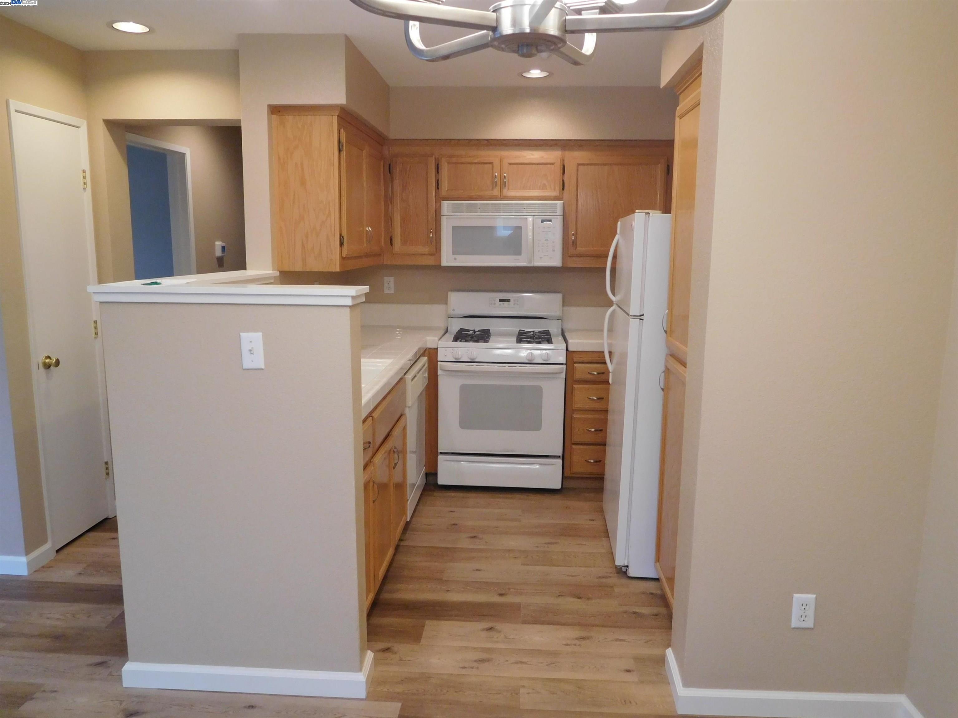 Photo #3: 41046896 Listing 
