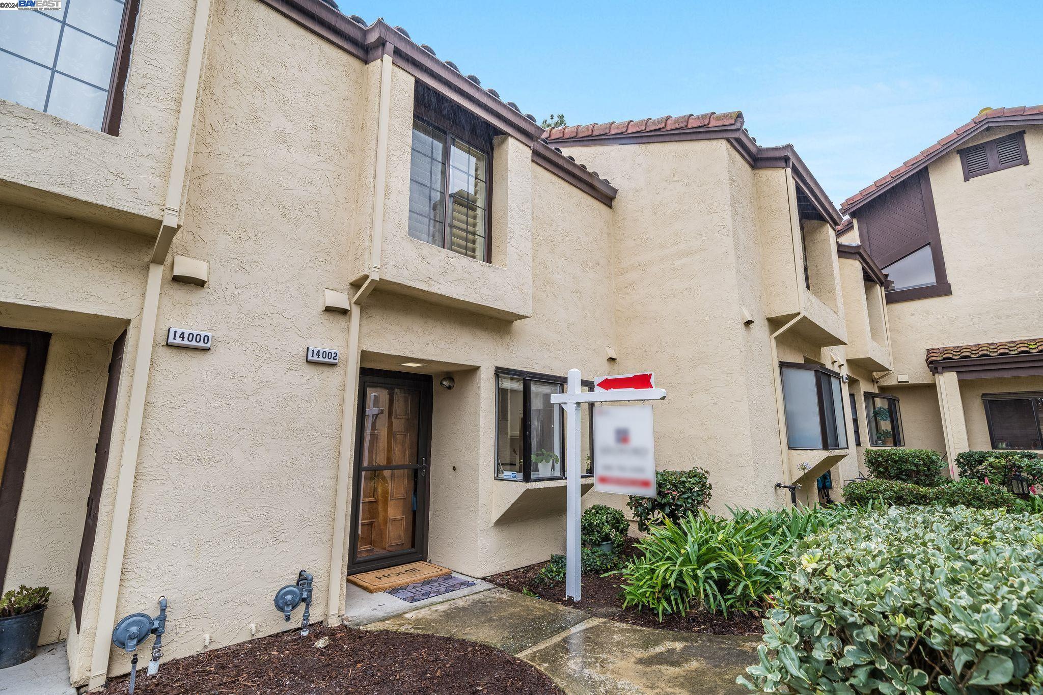 Detail Gallery Image 1 of 1 For 14002 Outrigger Dr #4,  San Leandro,  CA 94577 - 2 Beds | 1/1 Baths