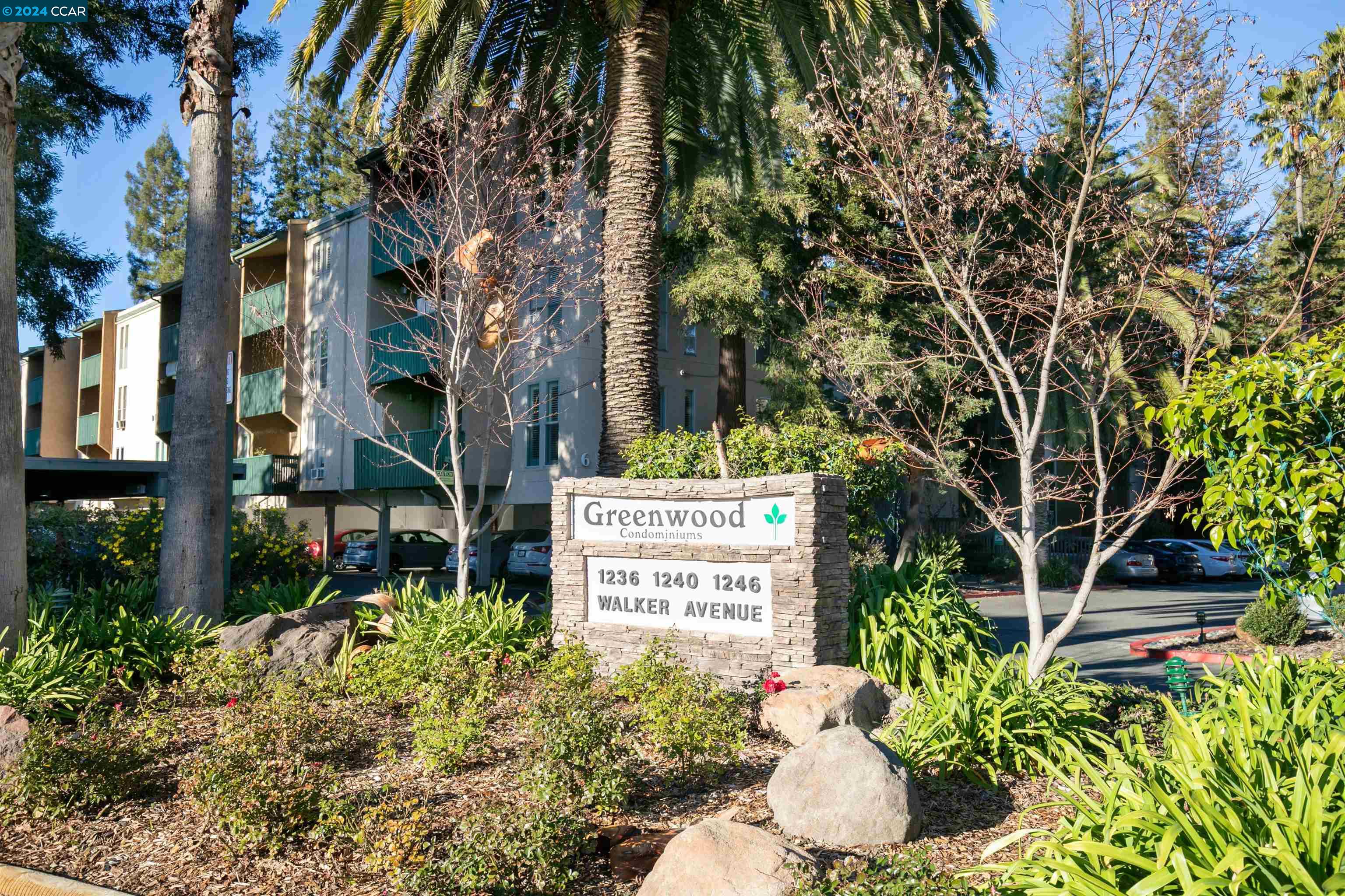 MLS: 41047158 Condo For Sale