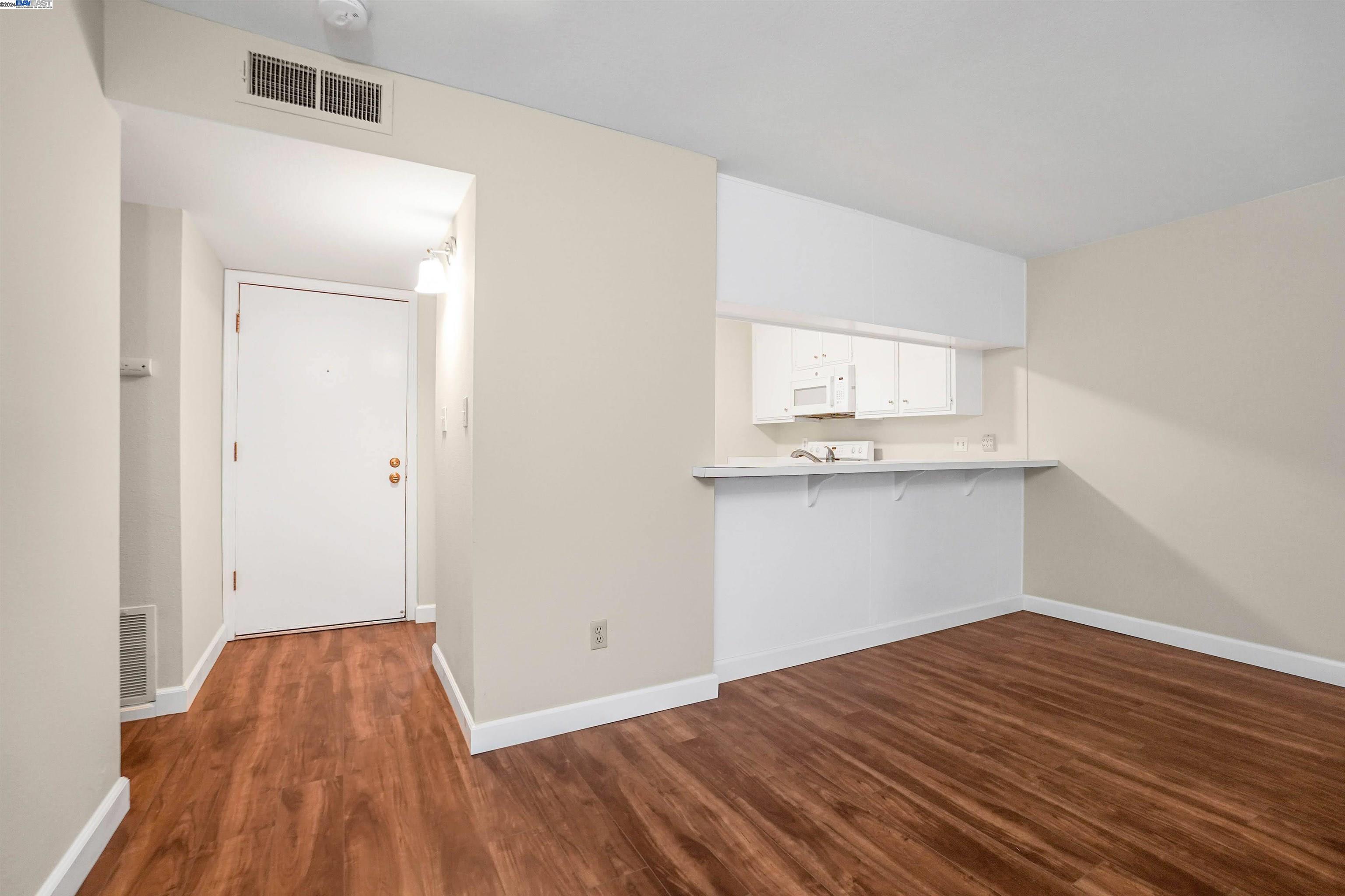 Detail Gallery Image 10 of 25 For 6612 Embarcadero #9,  Stockton,  CA 95219 - 2 Beds | 2 Baths