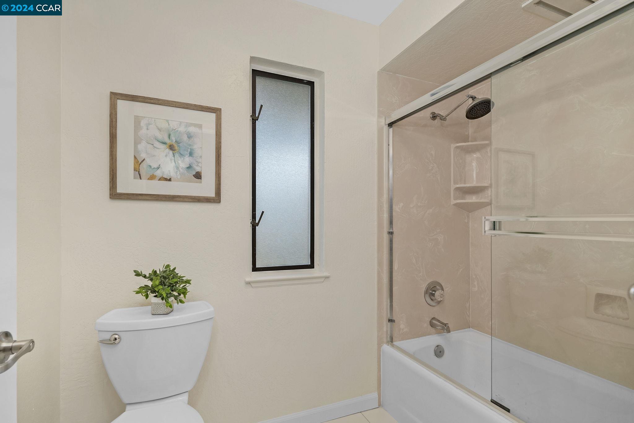 Detail Gallery Image 30 of 44 For 6 Wingfoot St, Moraga,  CA 94556 - 4 Beds | 2/1 Baths