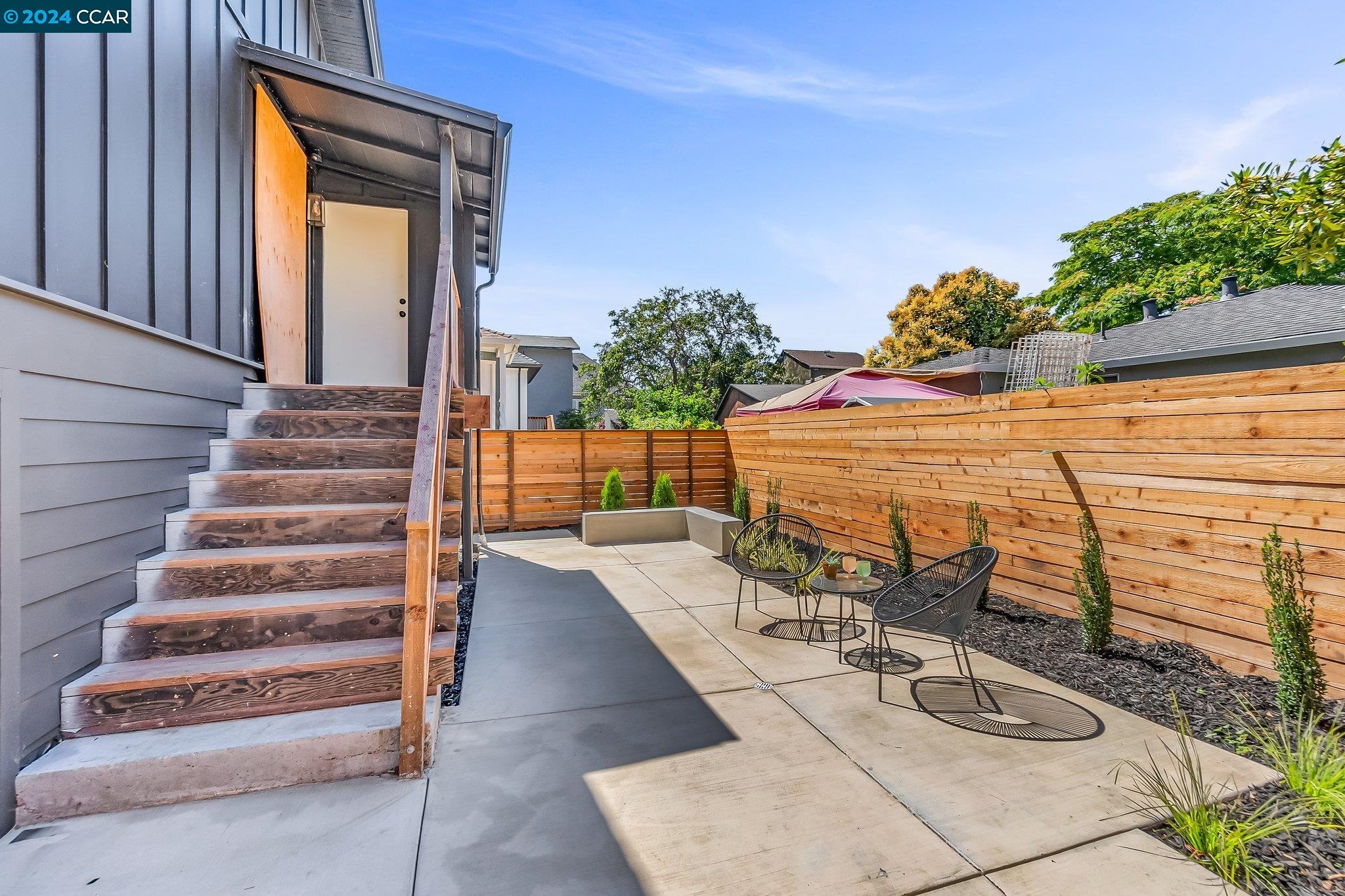 Detail Gallery Image 22 of 24 For 1036 47th Street, Emeryville,  CA 94608 - 3 Beds | 2 Baths