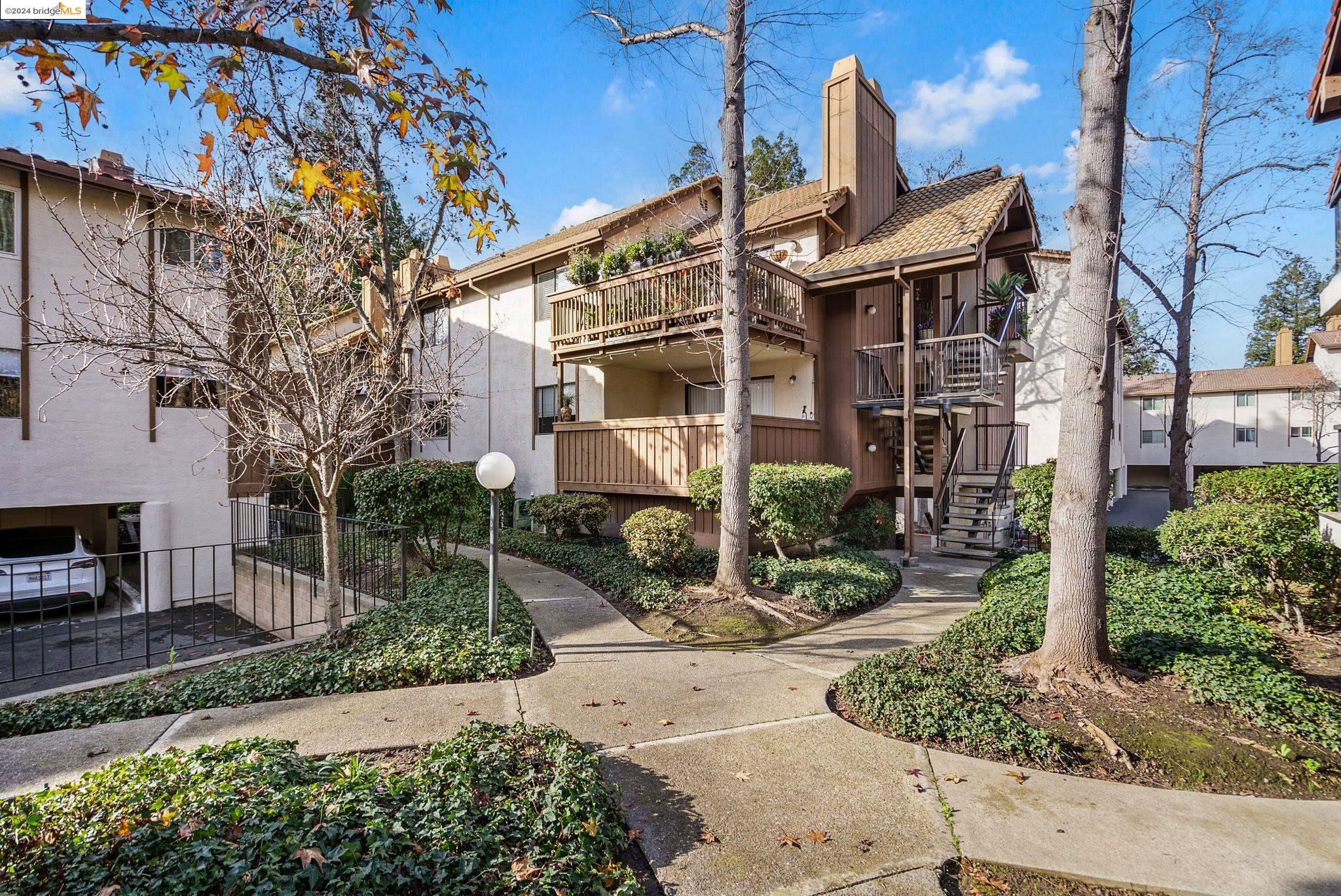 Photo #2: 41048359 Listing 