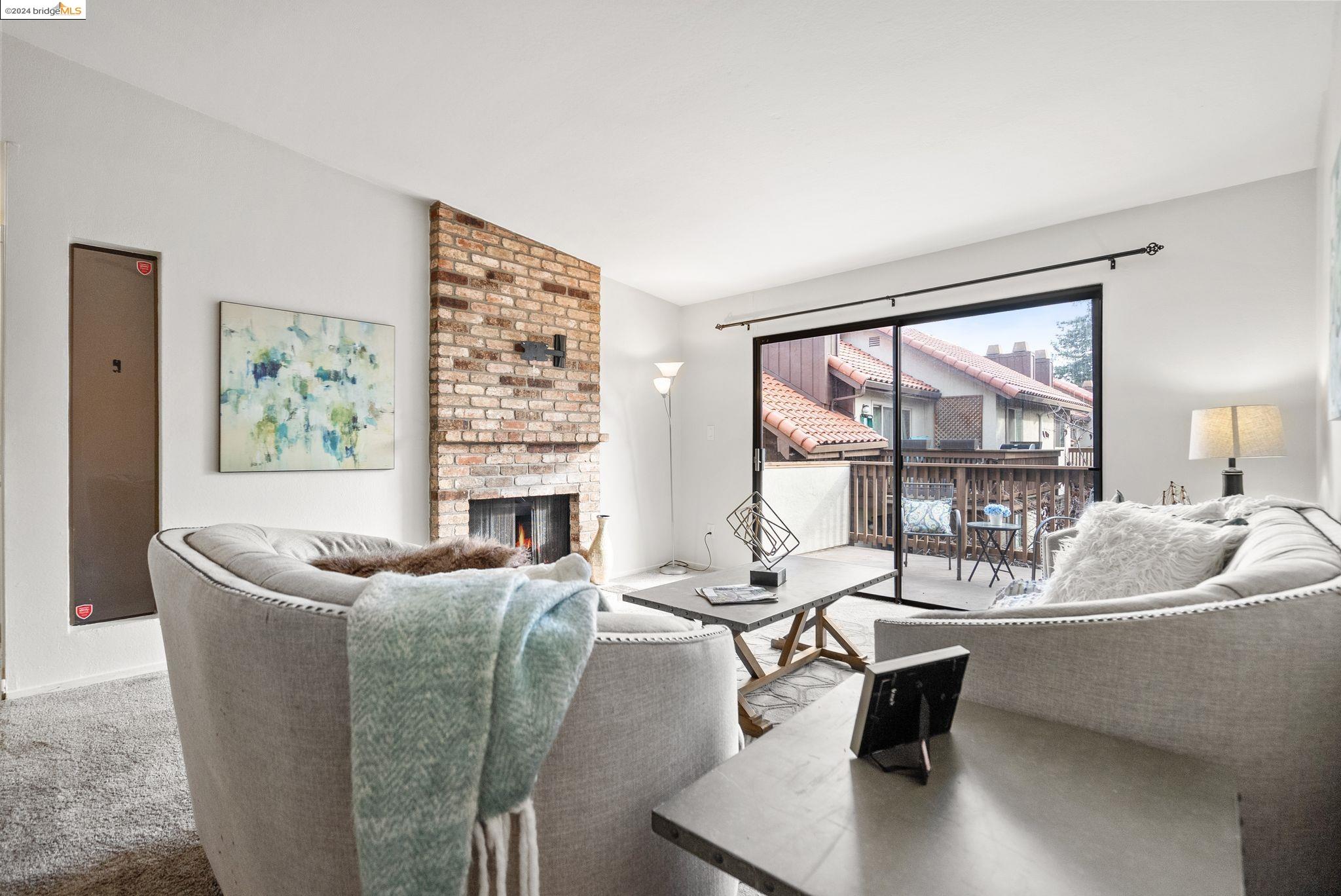 Photo #6: 41048359 Listing 