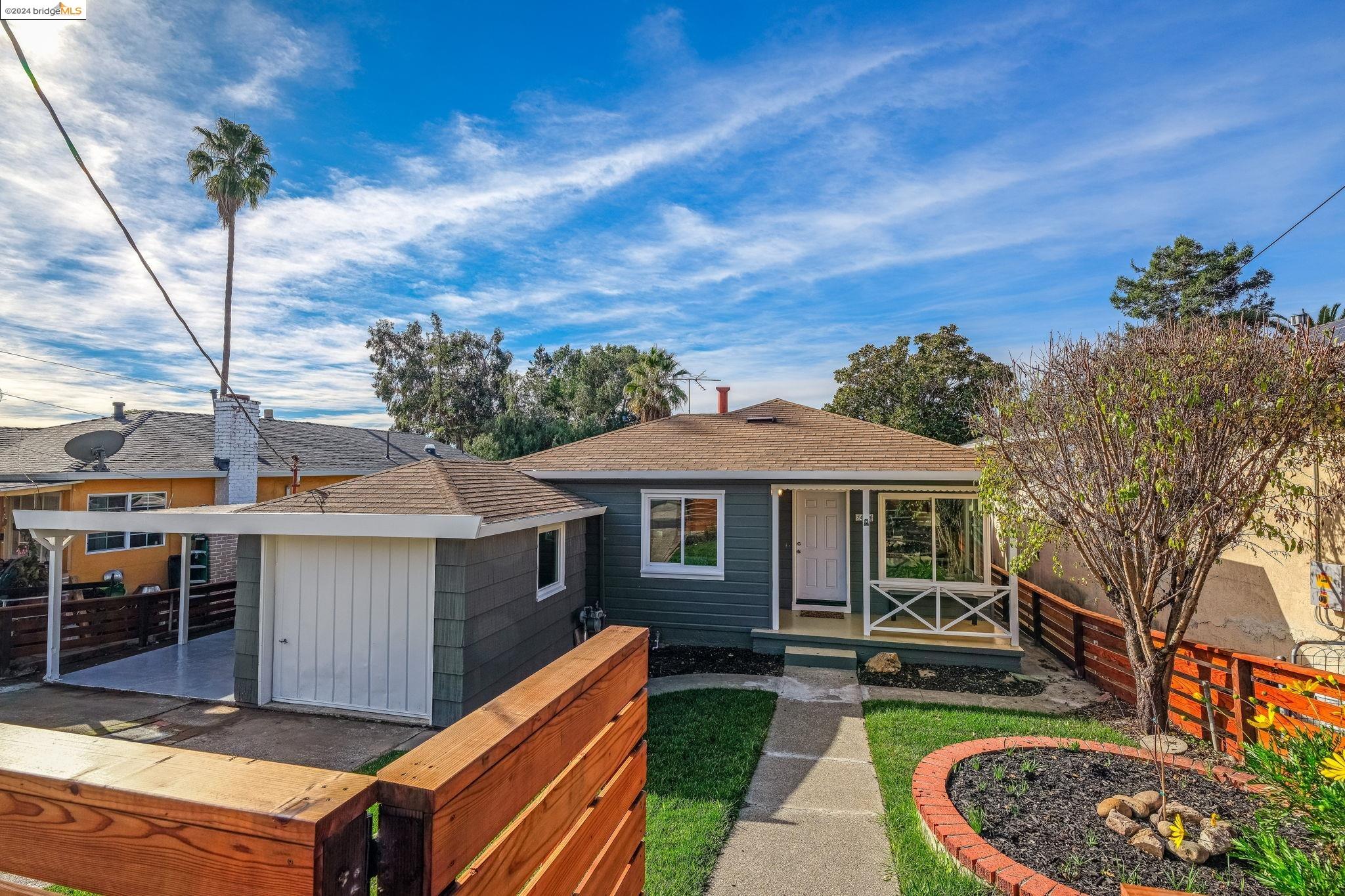 Detail Gallery Image 1 of 1 For 24639 Leona Dr, Hayward,  CA 94542 - 2 Beds | 1 Baths