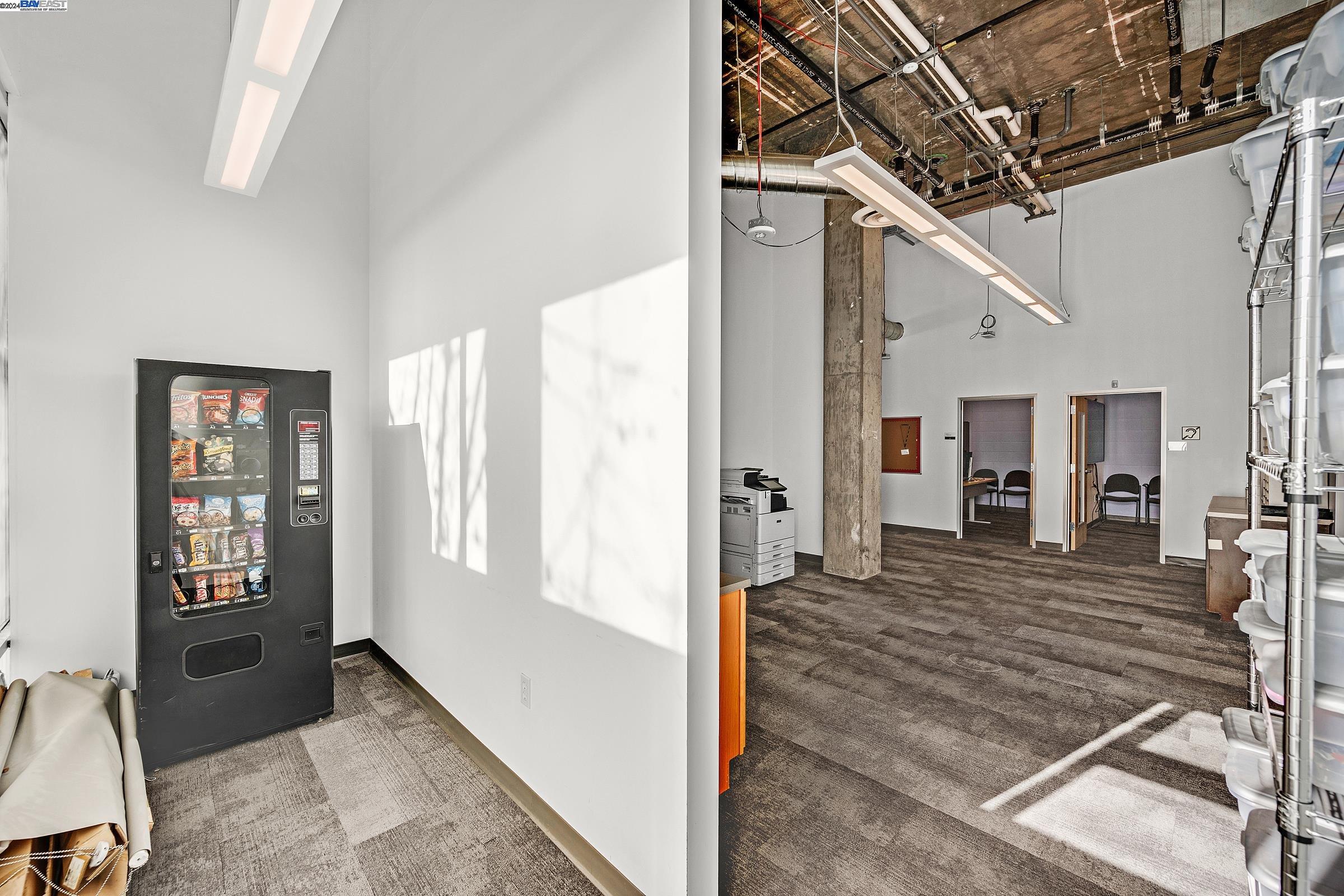 Detail Gallery Image 17 of 32 For 802 a St, Hayward,  CA 94541 - – Beds | – Baths