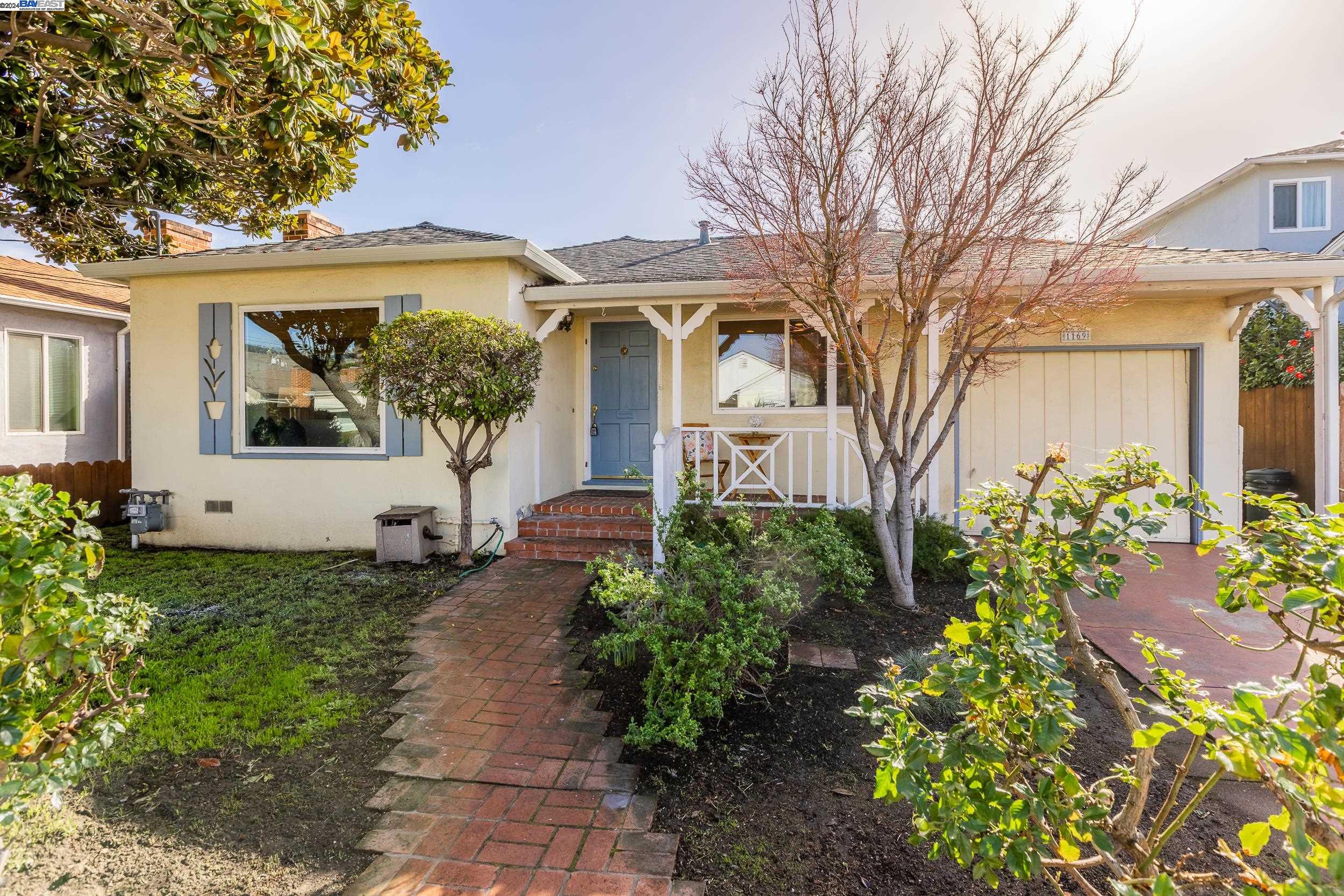 Detail Gallery Image 1 of 1 For 1169 Louise St, San Leandro,  CA 94578 - 3 Beds | 1 Baths