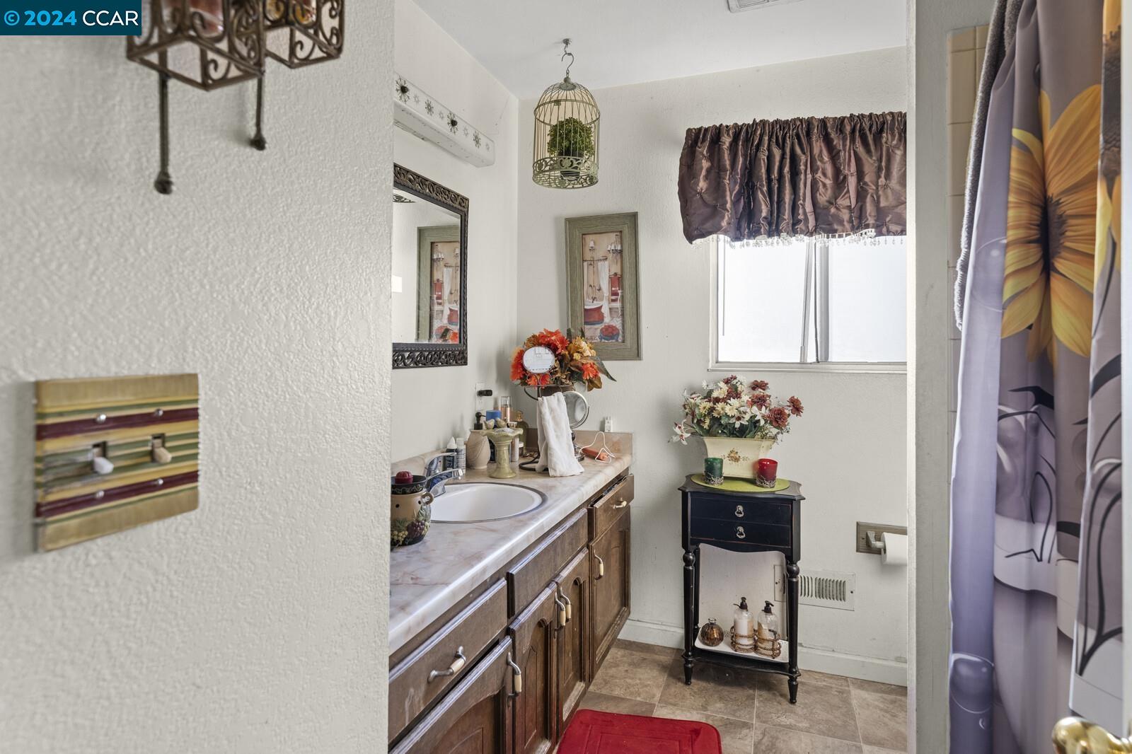 Detail Gallery Image 18 of 49 For 1171 Grapevine Ln, Oakley,  CA 94561 - 4 Beds | 2 Baths